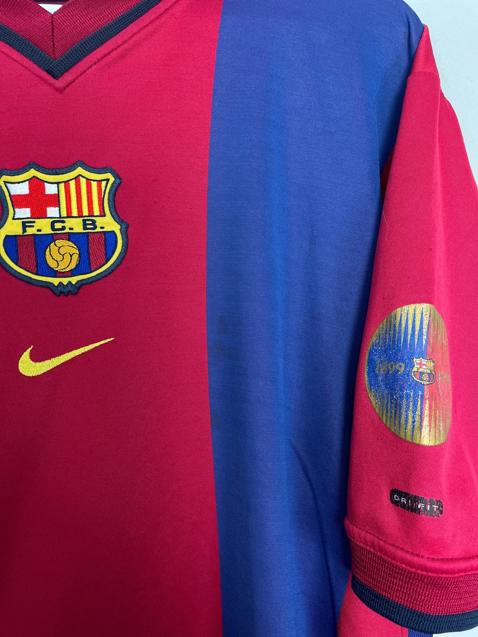 Shop 2000/01 BARCELONA RIVALDO #11 HOME SHIRT (L) NIKE, classic football shirts, vintage football shirts & retro soccer jerseys at Cult Kits
