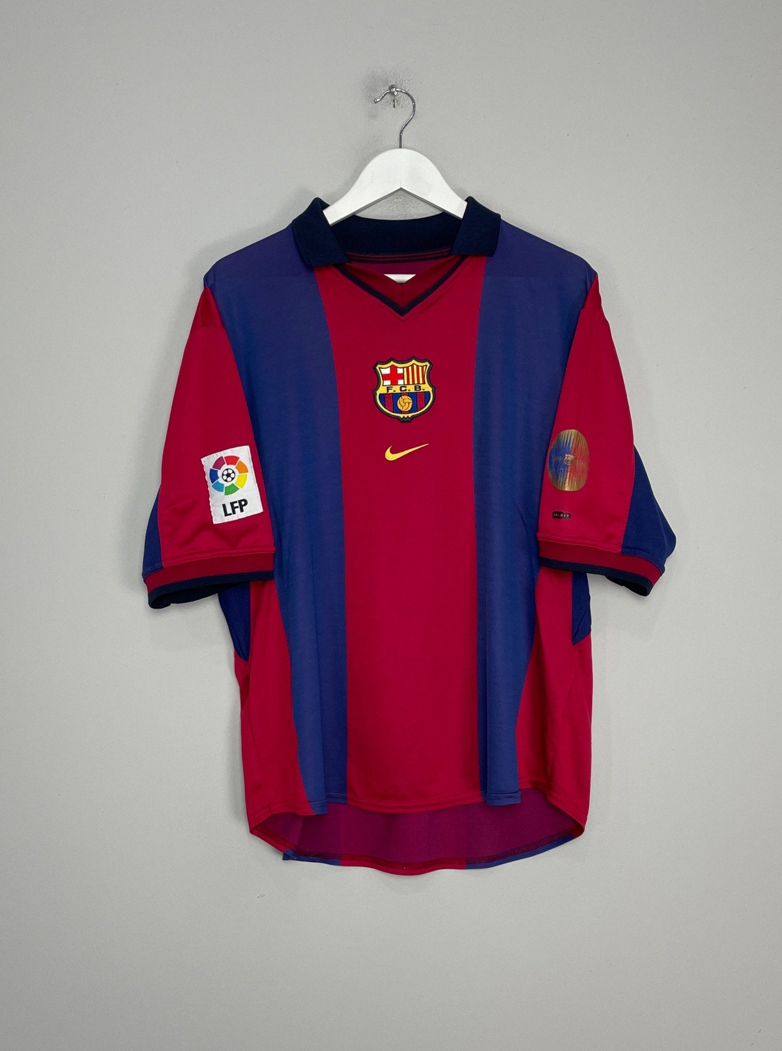 Shop 2000/01 BARCELONA RIVALDO #11 HOME SHIRT (L) NIKE, classic football shirts, vintage football shirts & retro soccer jerseys at Cult Kits
