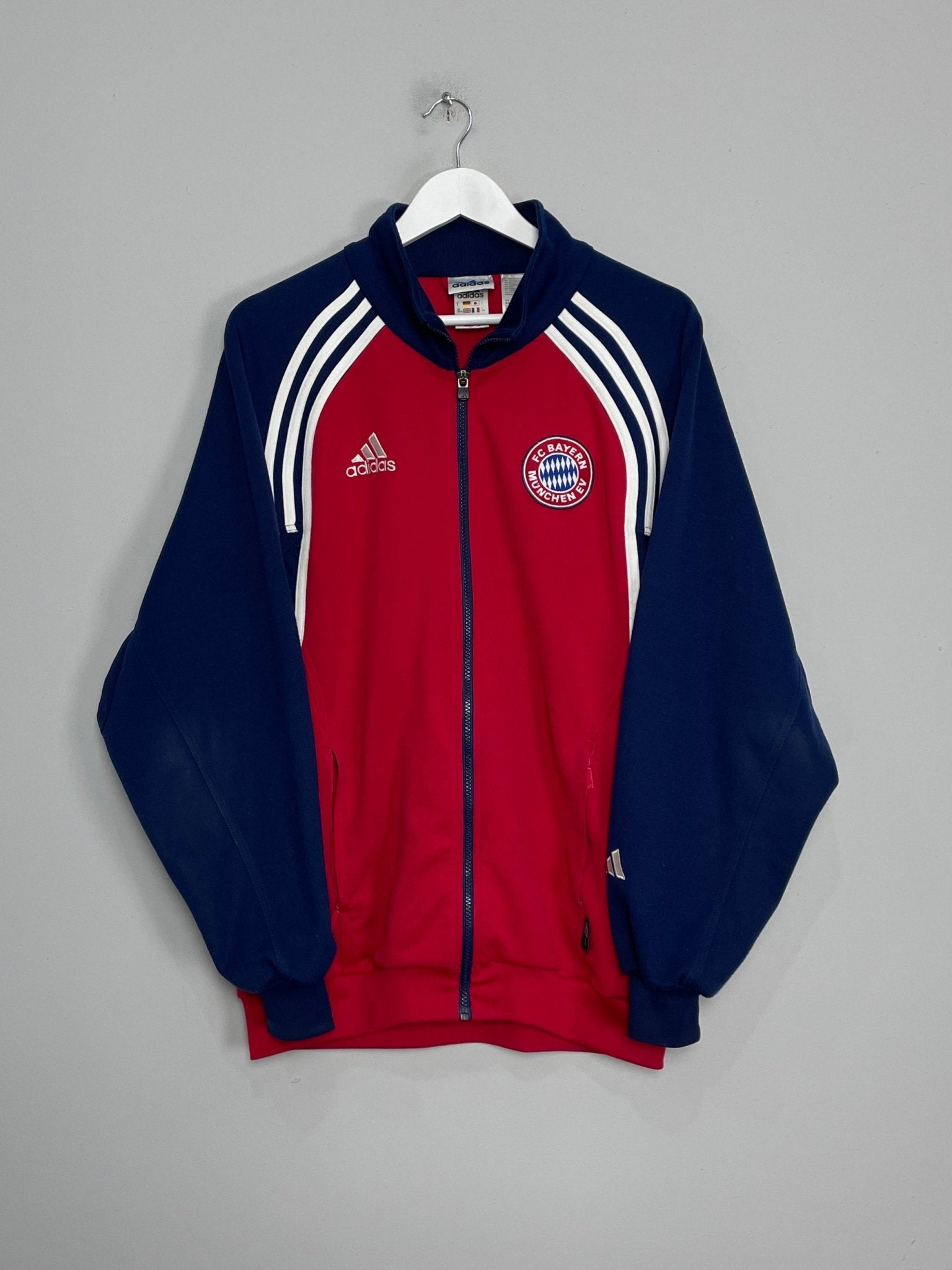 Shop 2000/01 BAYERN MUNICH TRACK JACKET (M) ADIDAS, classic football shirts, vintage football shirts & retro soccer jerseys at Cult Kits