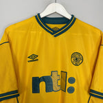 Shop 2000/01 CELTIC LARSSON #7 AWAY SHIRT (L) UMBRO, classic football shirts, vintage football shirts & retro soccer jerseys at Cult Kits