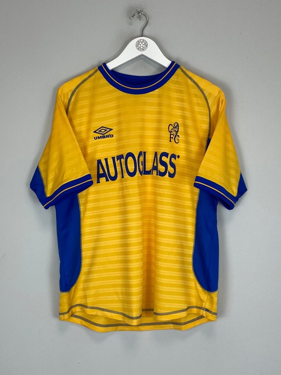 2000/01 CHELSEA ZOLA 25 AWAY SHIRT (M) UMBRO - Cult Kits - Medium - Buy Vintage Football Shirts, Authentic Retro Football Shirts For Sale, Classic Football Shirts & Soccer Jersey