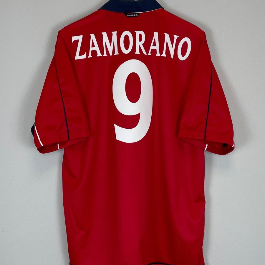 2000/01 CHILE ZAMORANO 9 HOME SHIRT (L) UMBRO - Cult Kits - Large - Buy Vintage Football Shirts, Authentic Retro Football Shirts For Sale, Classic Football Shirts & Soccer Jersey