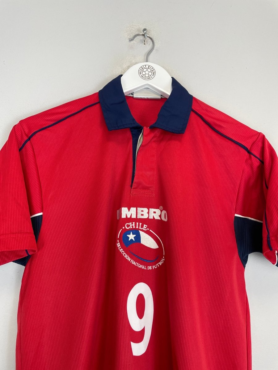 2000/01 CHILE ZAMORANO 9 HOME SHIRT (S) UMBRO - Cult Kits - Small - Buy Vintage Football Shirts, Authentic Retro Football Shirts For Sale, Classic Football Shirts & Soccer Jersey