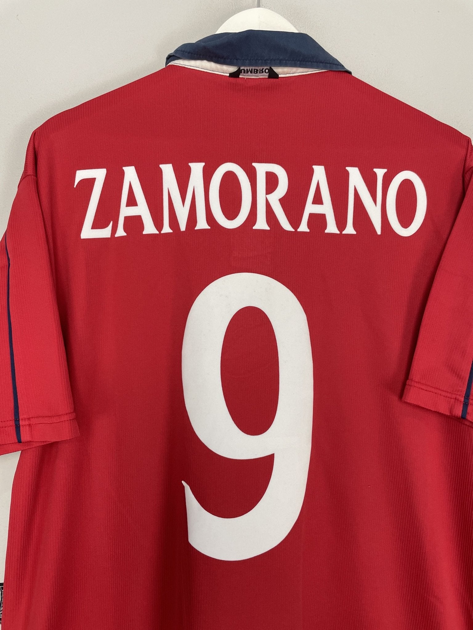 Shop 2000/01 CHILE ZAMORANO #9 HOME SHIRT (XL) UMBRO, classic football shirts, vintage football shirts & retro soccer jerseys at Cult Kits