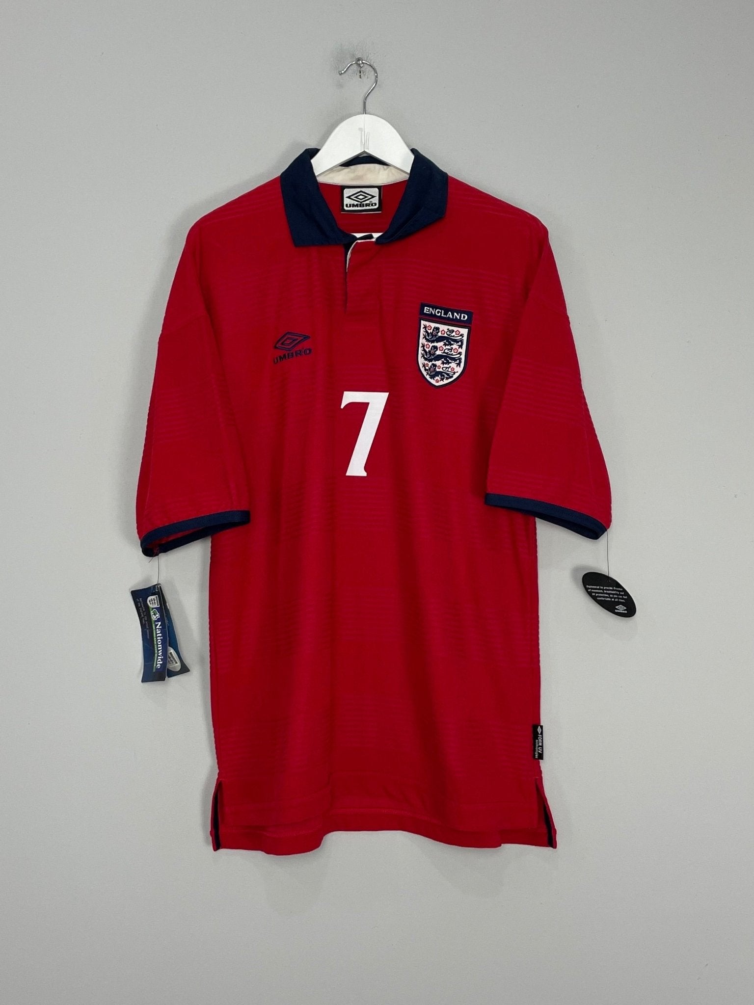 Shop 2000/01 ENGLAND BECKHAM #7 *BNWT* HOME SHIRT (L) UMBRO, classic football shirts, vintage football shirts & retro soccer jerseys at Cult Kits