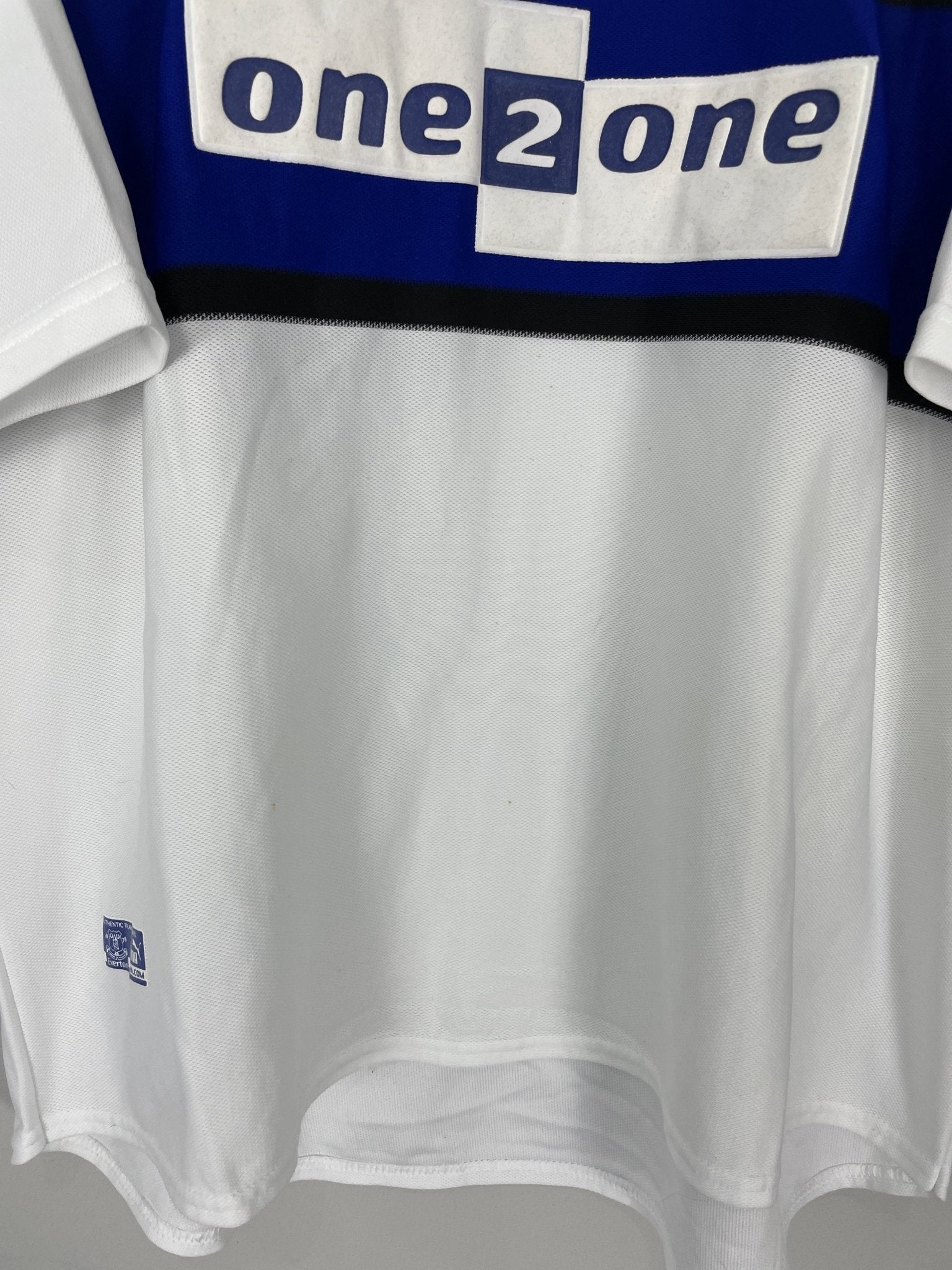 Shop 2000/01 EVERTON THIRD SHIRT (XL) UMBRO, classic football shirts, vintage football shirts & retro soccer jerseys at Cult Kits