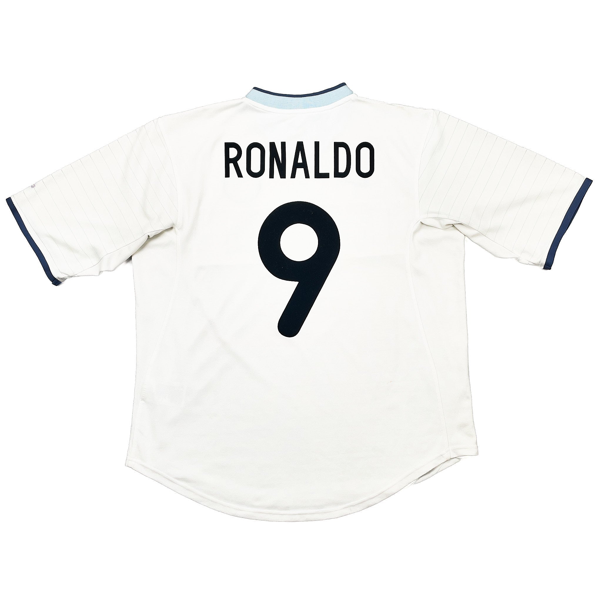 Buy 2000/01 INTER MILAN RONALDO 9 AWAY SHIRT (M) NIKE ~ Free worldwide shipping available ~ Authentic Vintage Football Shirts from Cult Kits