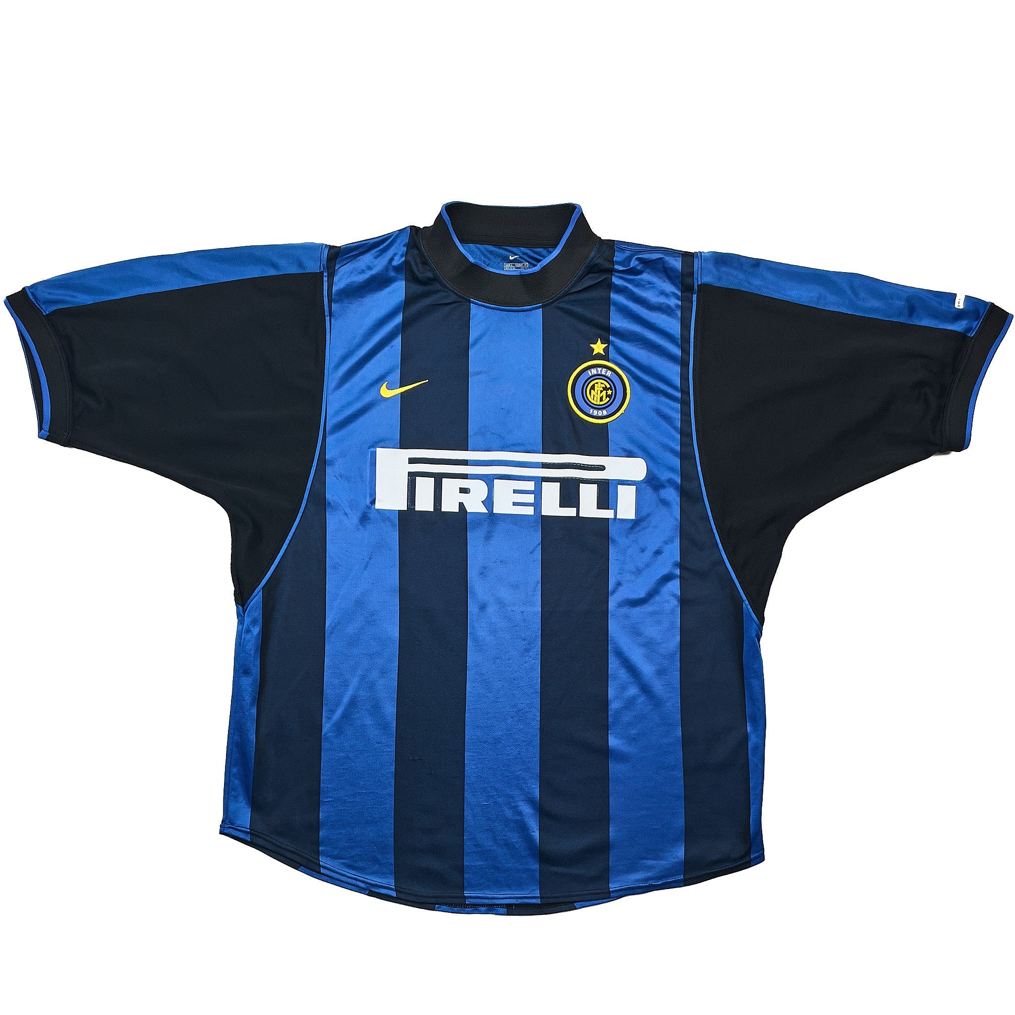 Buy 2000/01 Inter Milan Ronaldo 9 Home Shirt (L) Nike ~ Free worldwide shipping available ~ Authentic Vintage Football Shirts from Cult Kits