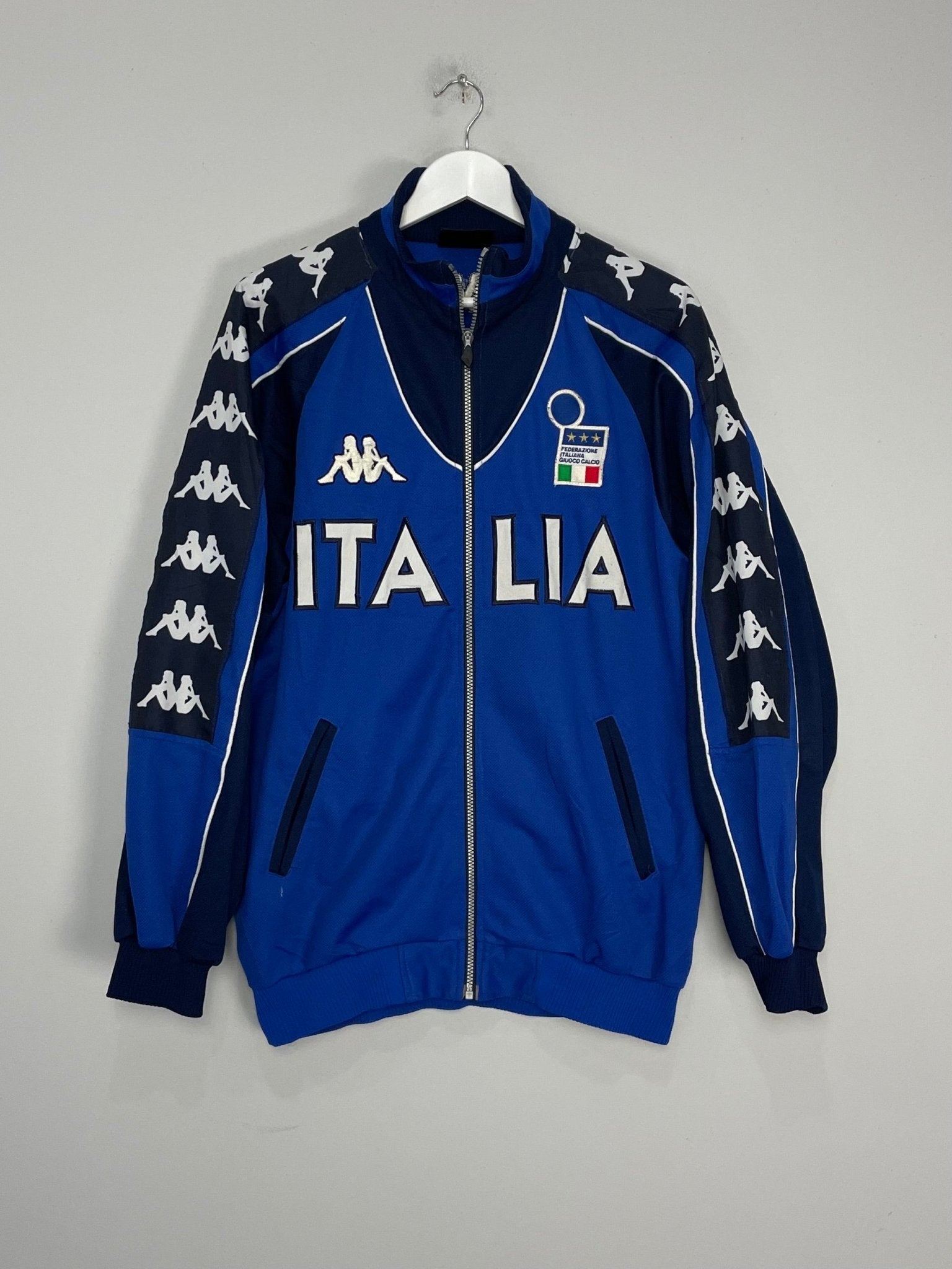 Shop 2000/01 ITALY FULL TRACKSUIT (XL) KAPPA, classic football shirts, vintage football shirts & retro soccer jerseys at Cult Kits