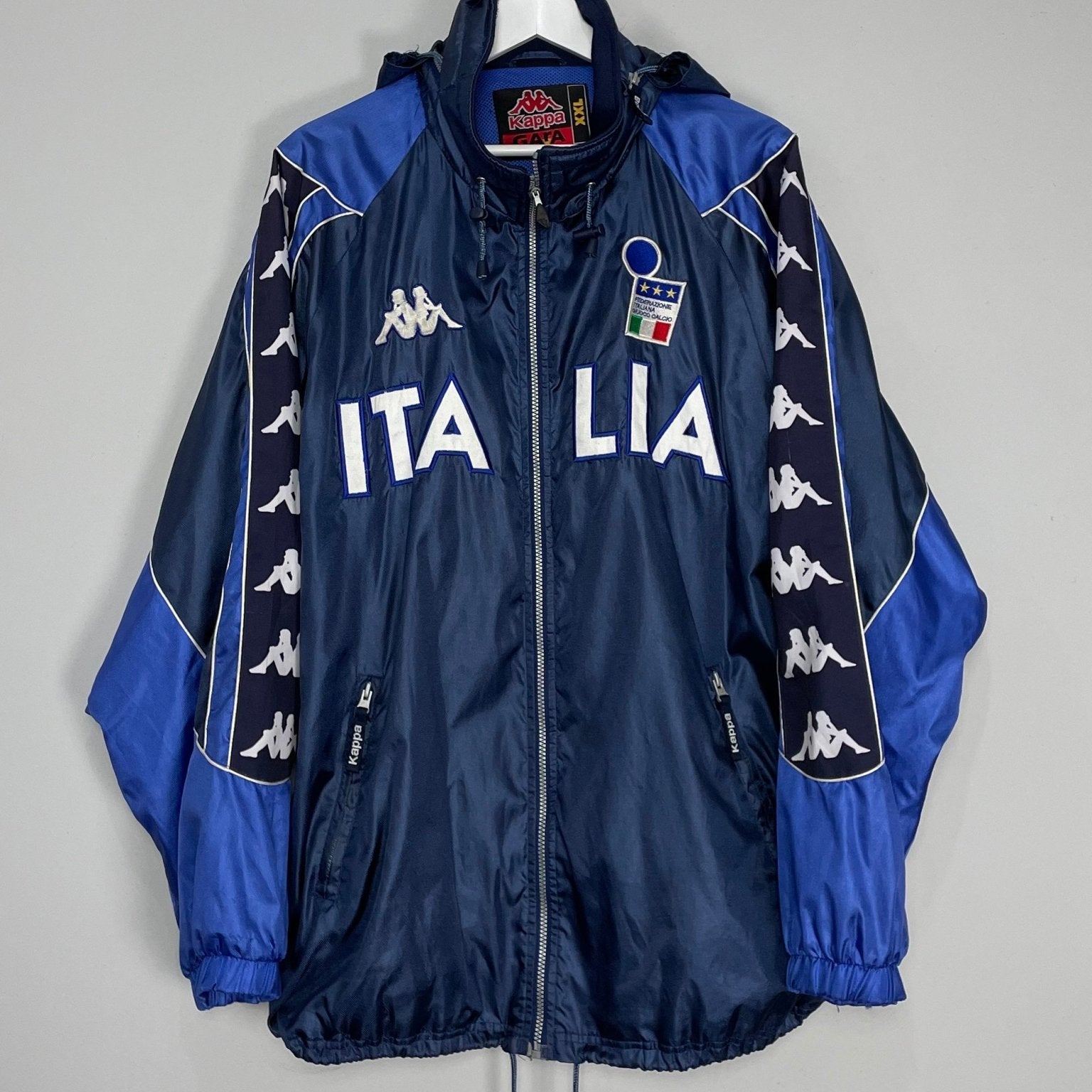 Shop 2000/01 ITALY JACKET (XXL) KAPPA, classic football shirts, vintage football shirts & retro soccer jerseys at Cult Kits