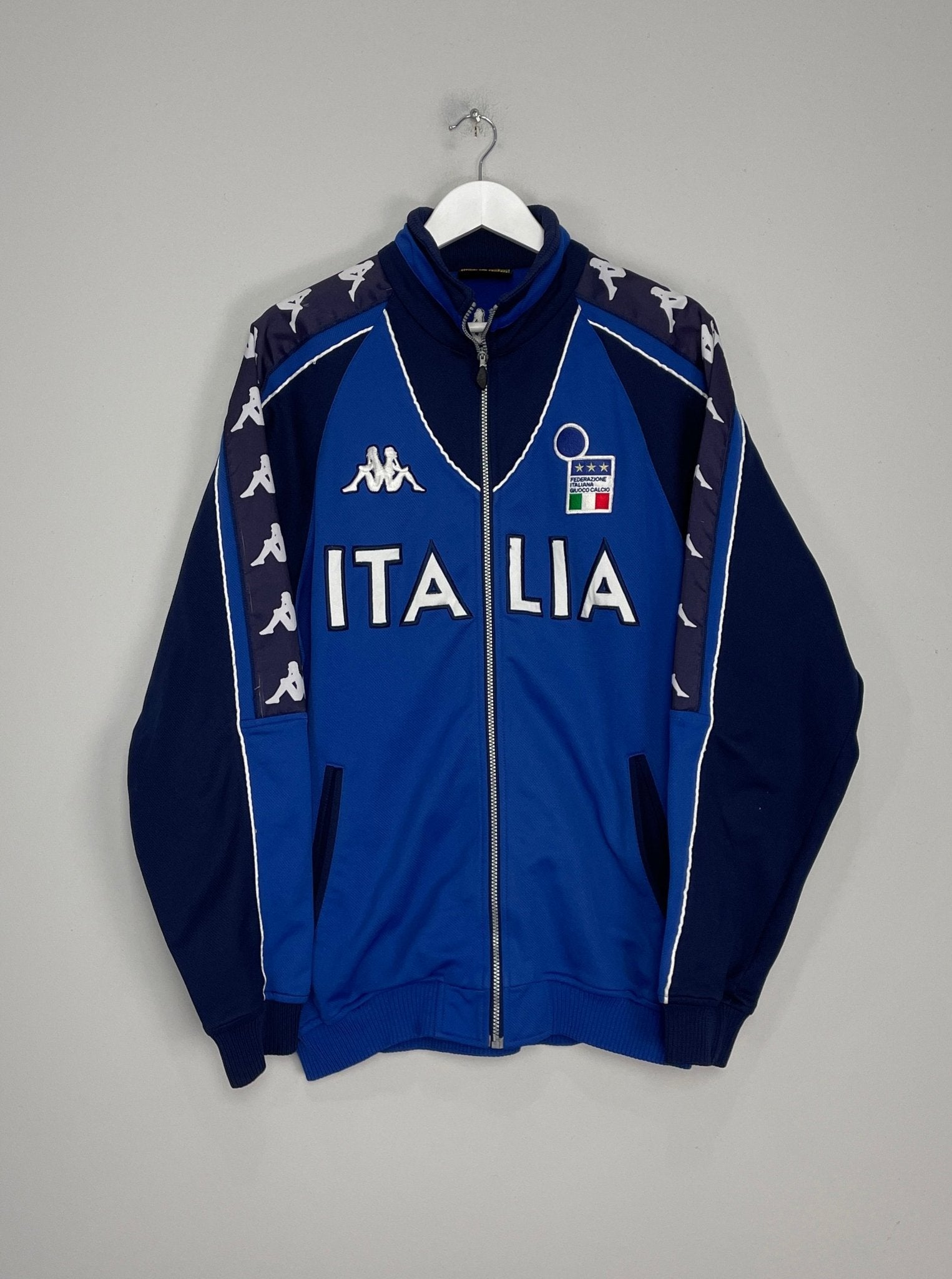 Shop 2000/01 ITALY TRACK JACKET (XXL) KAPPA, classic football shirts, vintage football shirts & retro soccer jerseys at Cult Kits
