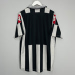 Shop 2000/01 JUVENTUS HOME SHIRT (M) LOTTO, classic football shirts, vintage football shirts & retro soccer jerseys at Cult Kits