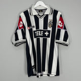 Shop 2000/01 JUVENTUS HOME SHIRT (M) LOTTO, classic football shirts, vintage football shirts & retro soccer jerseys at Cult Kits