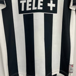 Shop 2000/01 JUVENTUS HOME SHIRT (M) LOTTO, classic football shirts, vintage football shirts & retro soccer jerseys at Cult Kits