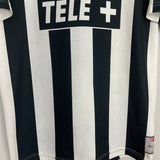 Shop 2000/01 JUVENTUS HOME SHIRT (M) LOTTO, classic football shirts, vintage football shirts & retro soccer jerseys at Cult Kits