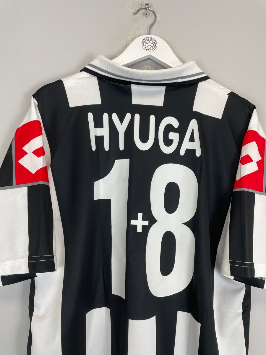 2000/01 JUVENTUS HYUGA 18 HOME SHIRT (XL) LOTTO - Cult Kits - XL - Buy Vintage Football Shirts, Authentic Retro Football Shirts For Sale, Classic Football Shirts & Soccer Jersey