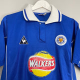 Shop 2000/01 LEICESTER CITY #5 HOME SHIRT (M) LE COQ, classic football shirts, vintage football shirts & retro soccer jerseys at Cult Kits