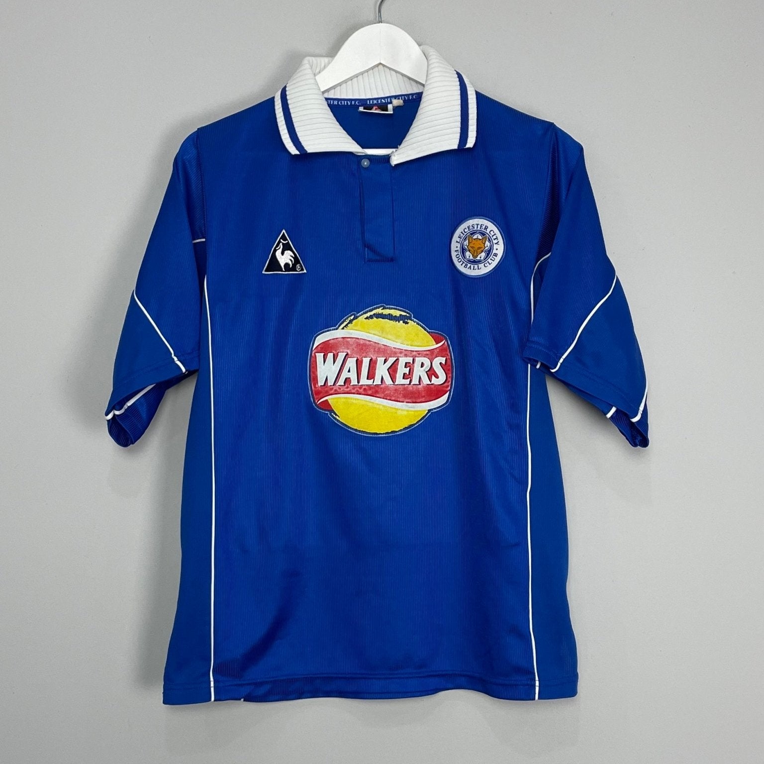 Shop 2000/01 LEICESTER CITY #5 HOME SHIRT (M) LE COQ, classic football shirts, vintage football shirts & retro soccer jerseys at Cult Kits
