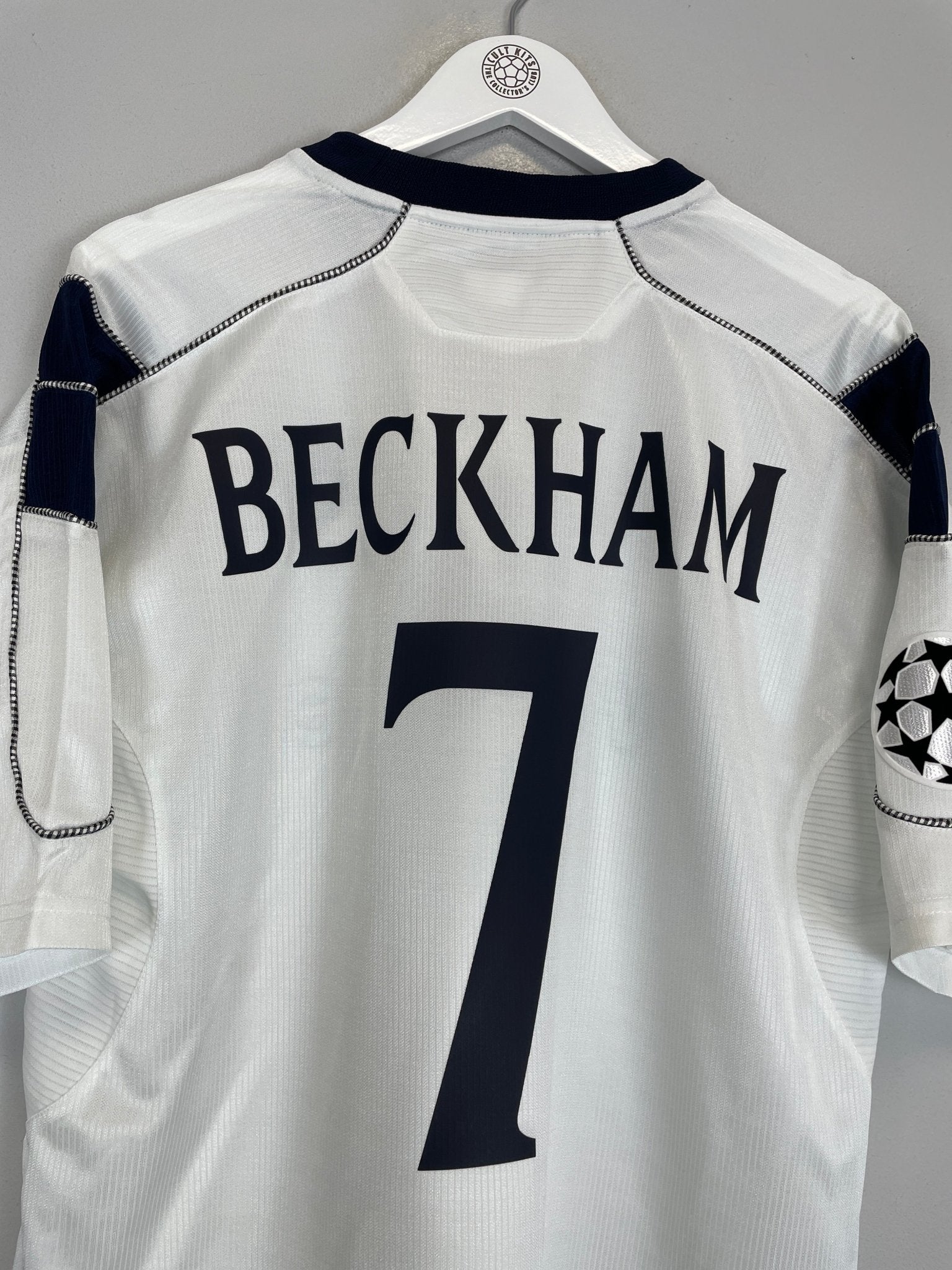 Shop 2000/01 MANCHESTER UNITED BECKHAM #7 C/L AWAY SHIRT (XL) UMBRO, classic football shirts, vintage football shirts & retro soccer jerseys at Cult Kits