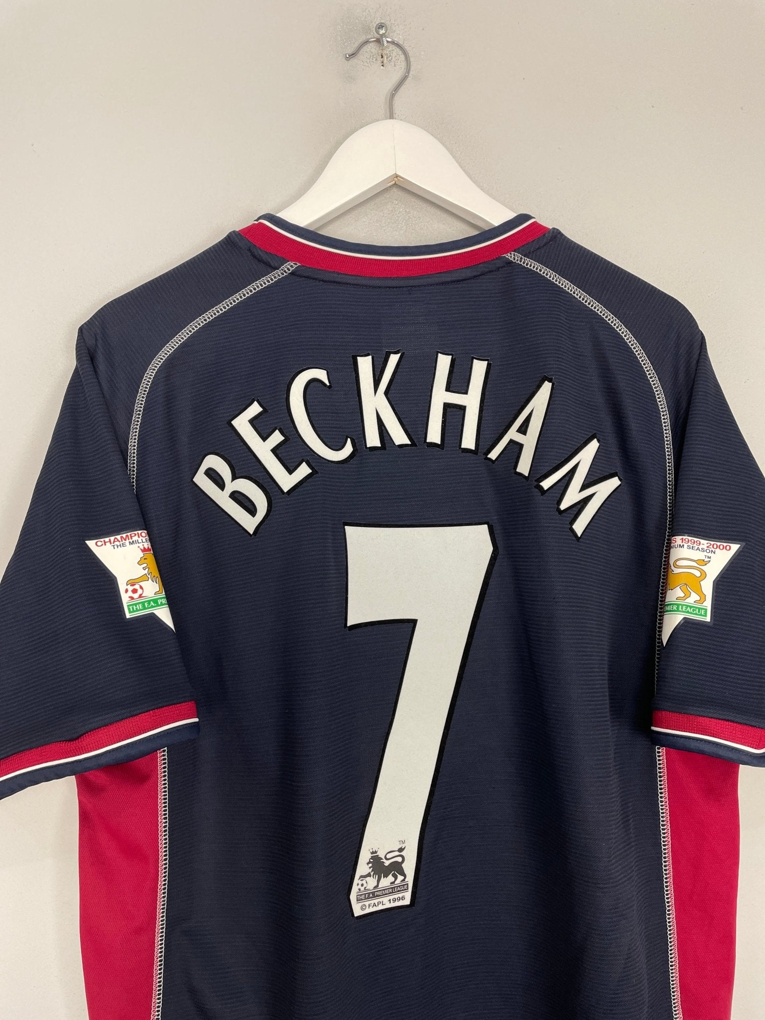 Shop 2000/01 MANCHESTER UNITED BECKHAM #7 THIRD SHIRT (L) UMBRO, classic football shirts, vintage football shirts & retro soccer jerseys at Cult Kits