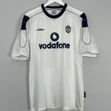Shop 2000/01 MANCHESTER UNITED VERON #4 AWAY SHIRT (M) UMBRO, classic football shirts, vintage football shirts & retro soccer jerseys at Cult Kits