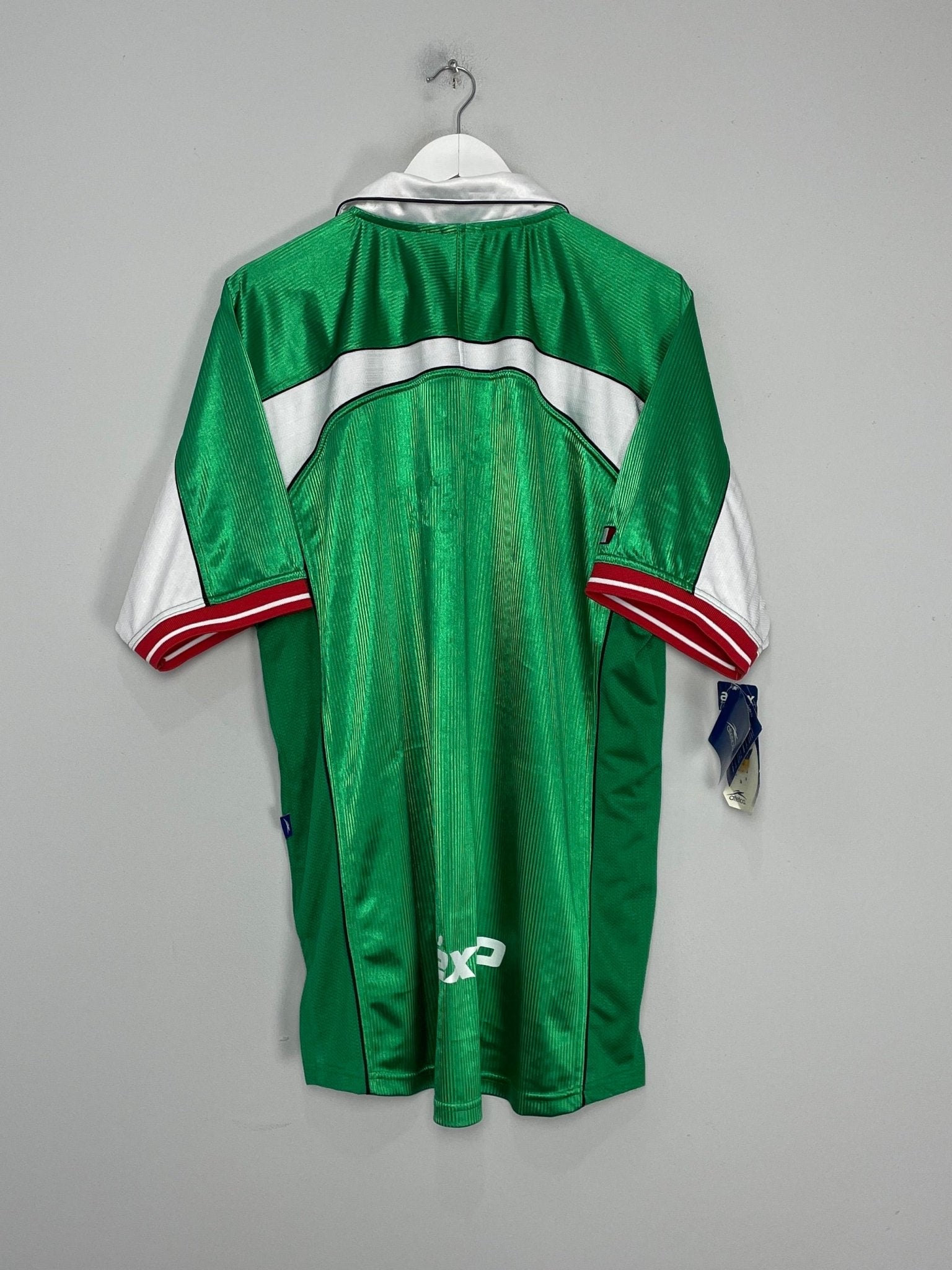 Shop 2000/01 MEXICO *BNWT* HOME SHIRT (XL) ATLETICA, classic football shirts, vintage football shirts & retro soccer jerseys at Cult Kits