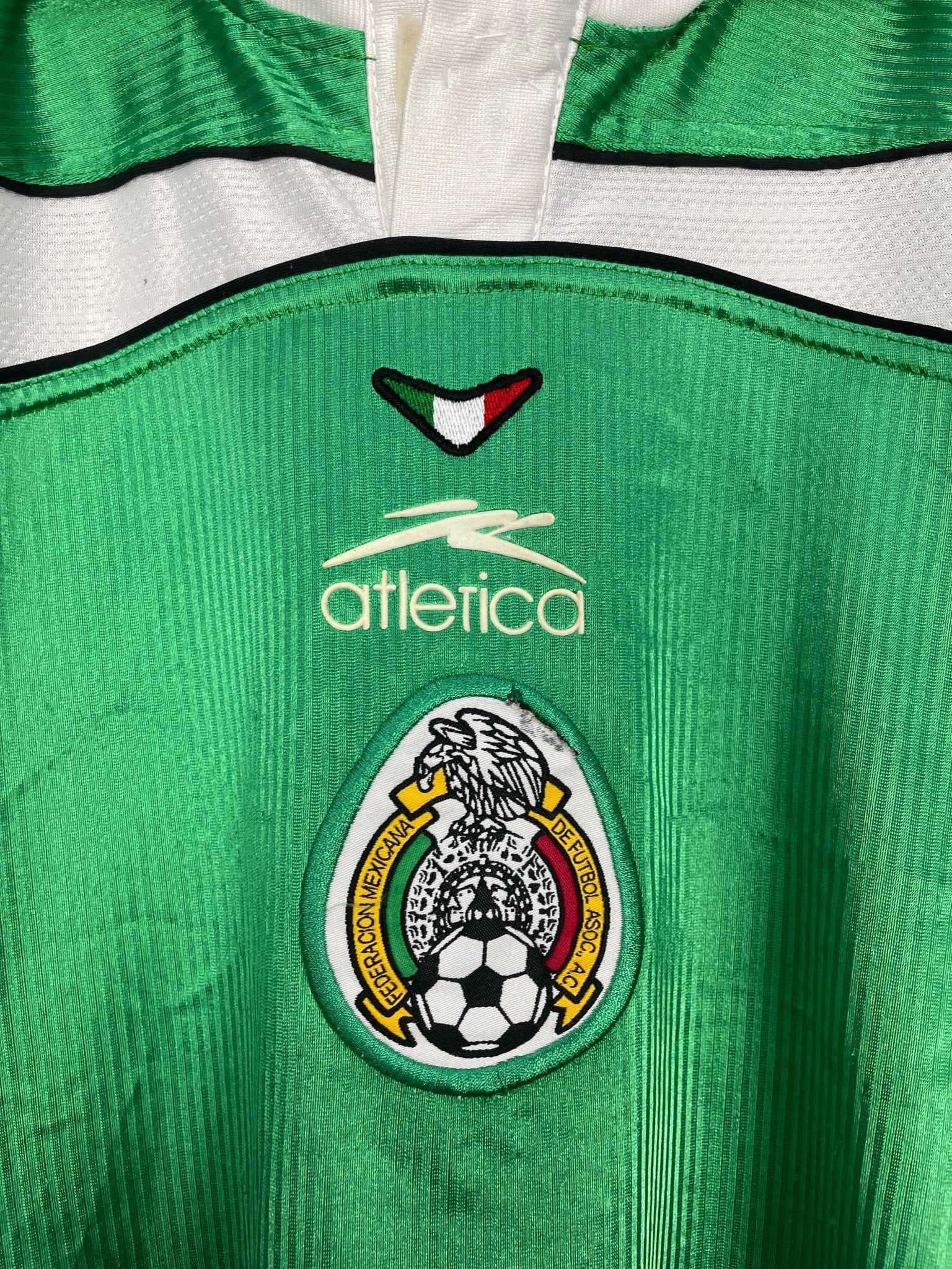Shop 2000/01 MEXICO HOME SHIRT (L) ATLETICA, classic football shirts, vintage football shirts & retro soccer jerseys at Cult Kits