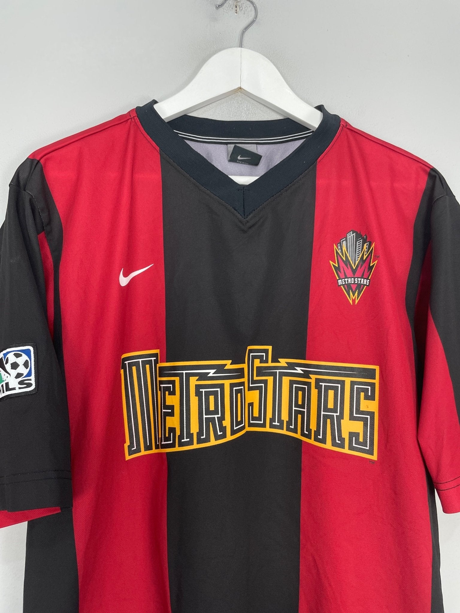Shop 2000/01 NEW YORK METRO STARS HOME SHIRT (L) NIKE, classic football shirts, vintage football shirts & retro soccer jerseys at Cult Kits