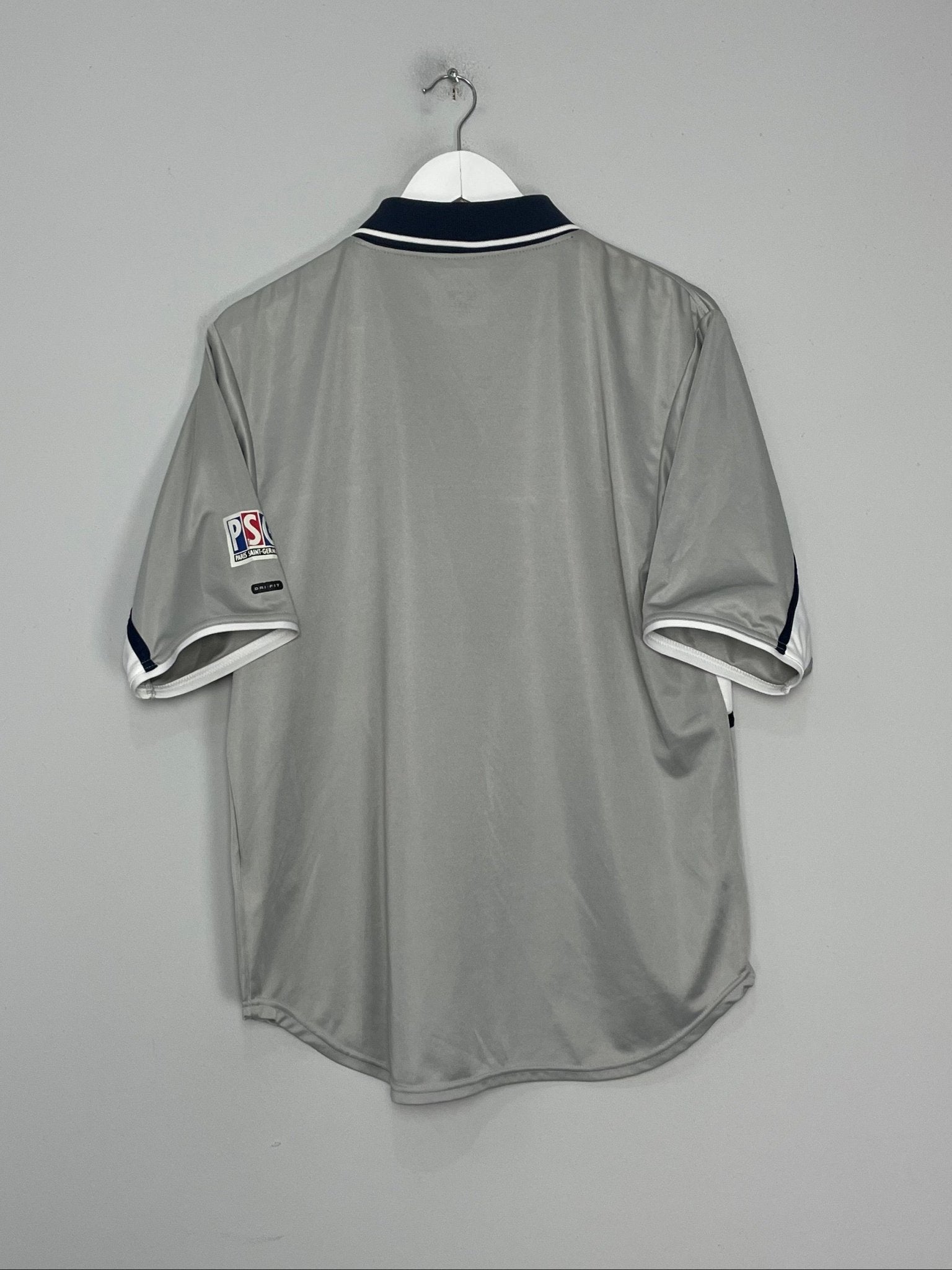 Shop 2000/01 PSG AWAY SHIRT (M) NIKE, classic football shirts, vintage football shirts & retro soccer jerseys at Cult Kits
