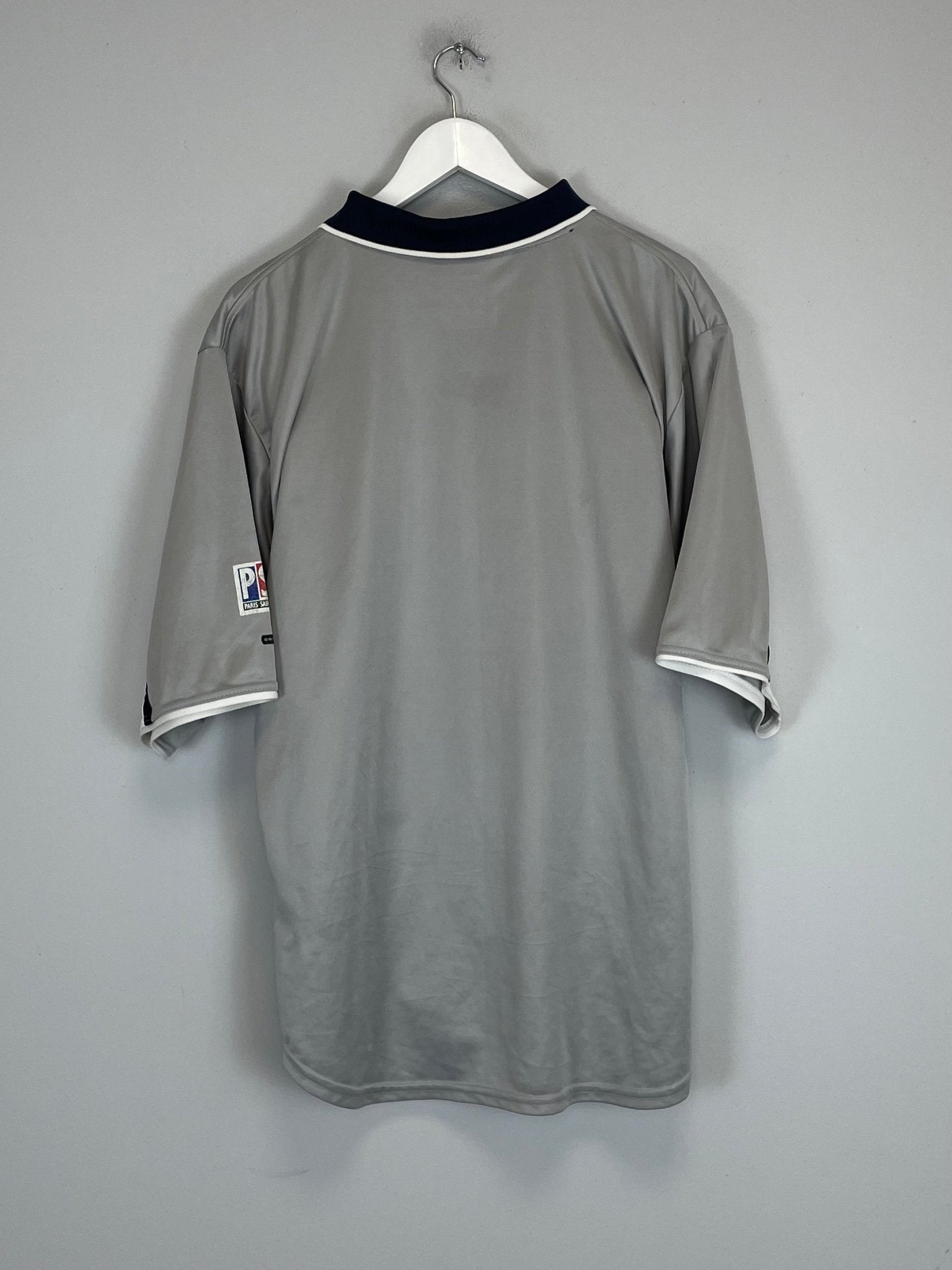 Shop 2000/01 PSG AWAY SHIRT (XL) NIKE, classic football shirts, vintage football shirts & retro soccer jerseys at Cult Kits