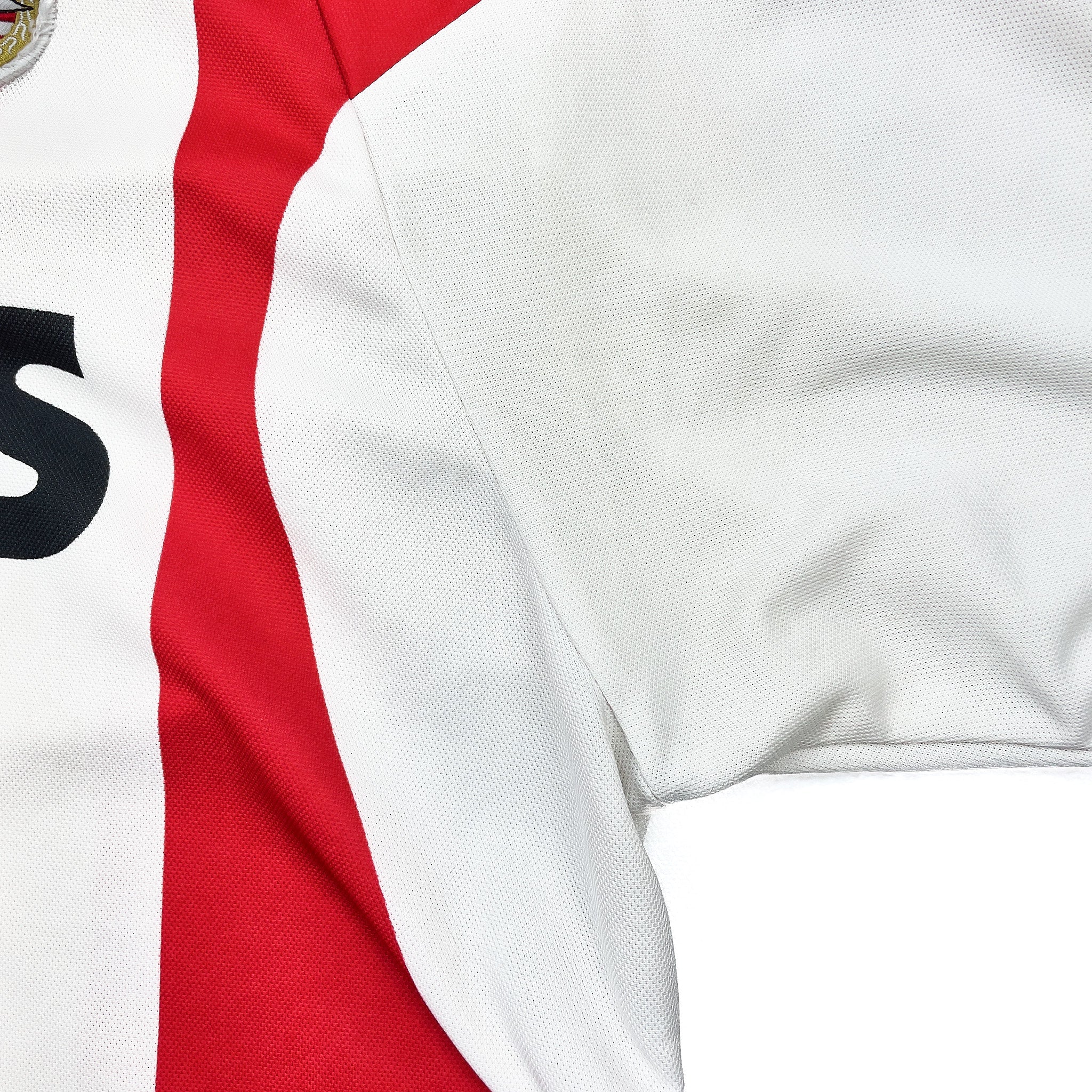 Buy 2000/01 PSV Home Shirt (L) Nike ~ Free worldwide shipping available ~ Authentic Vintage Football Shirts from Cult Kits