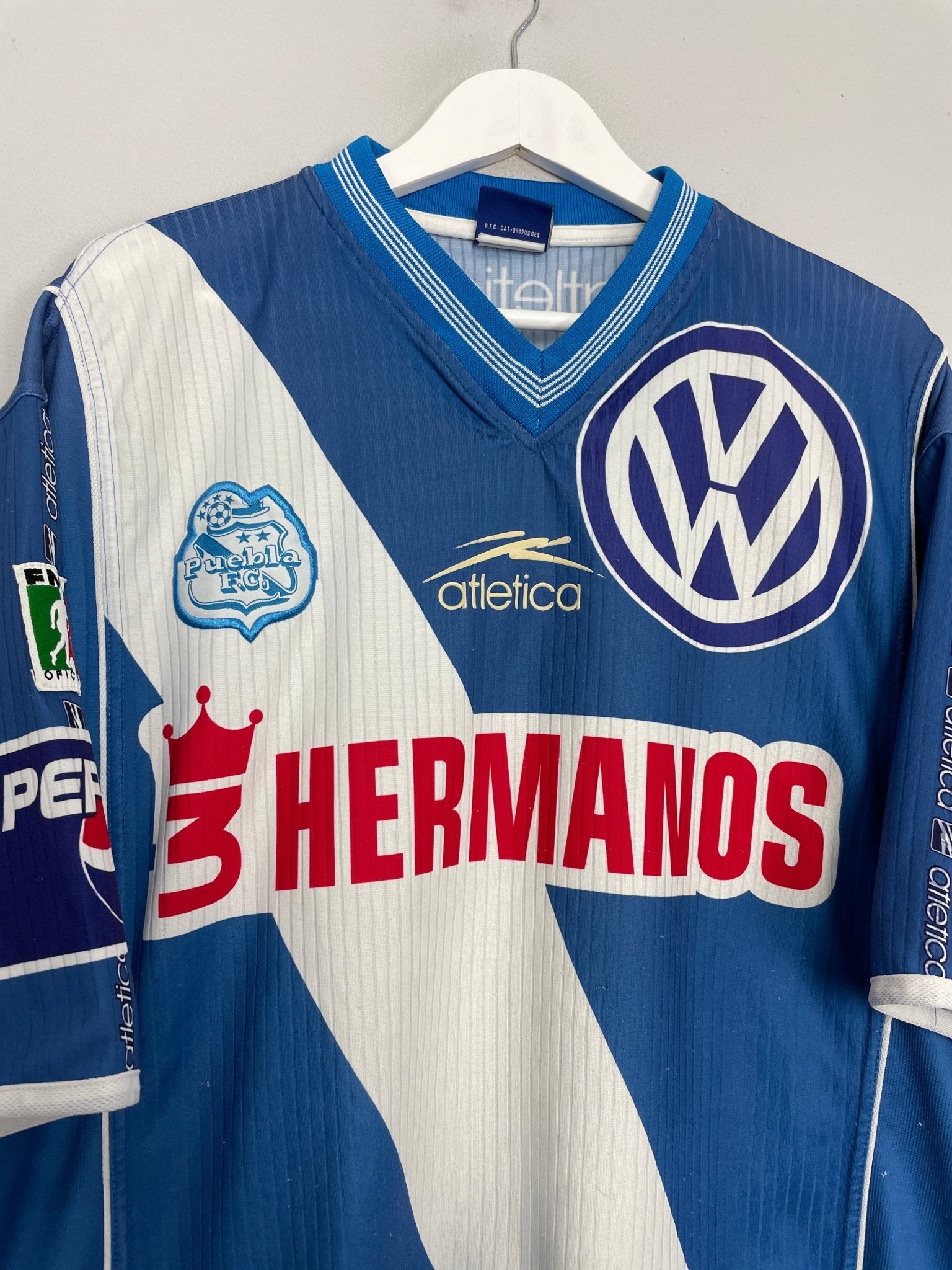 Shop 2000/01 PUEBLA AWAY SHIRT (L) ATLETICA, classic football shirts, vintage football shirts & retro soccer jerseys at Cult Kits