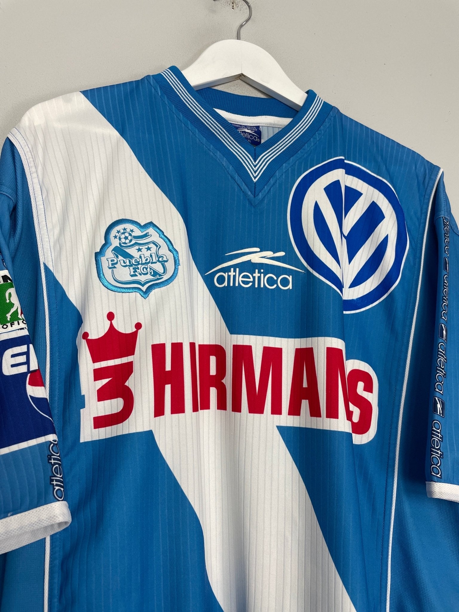 Shop 2000/01 PUEBLA HOME SHIRT (XL) ATLETICA, classic football shirts, vintage football shirts & retro soccer jerseys at Cult Kits
