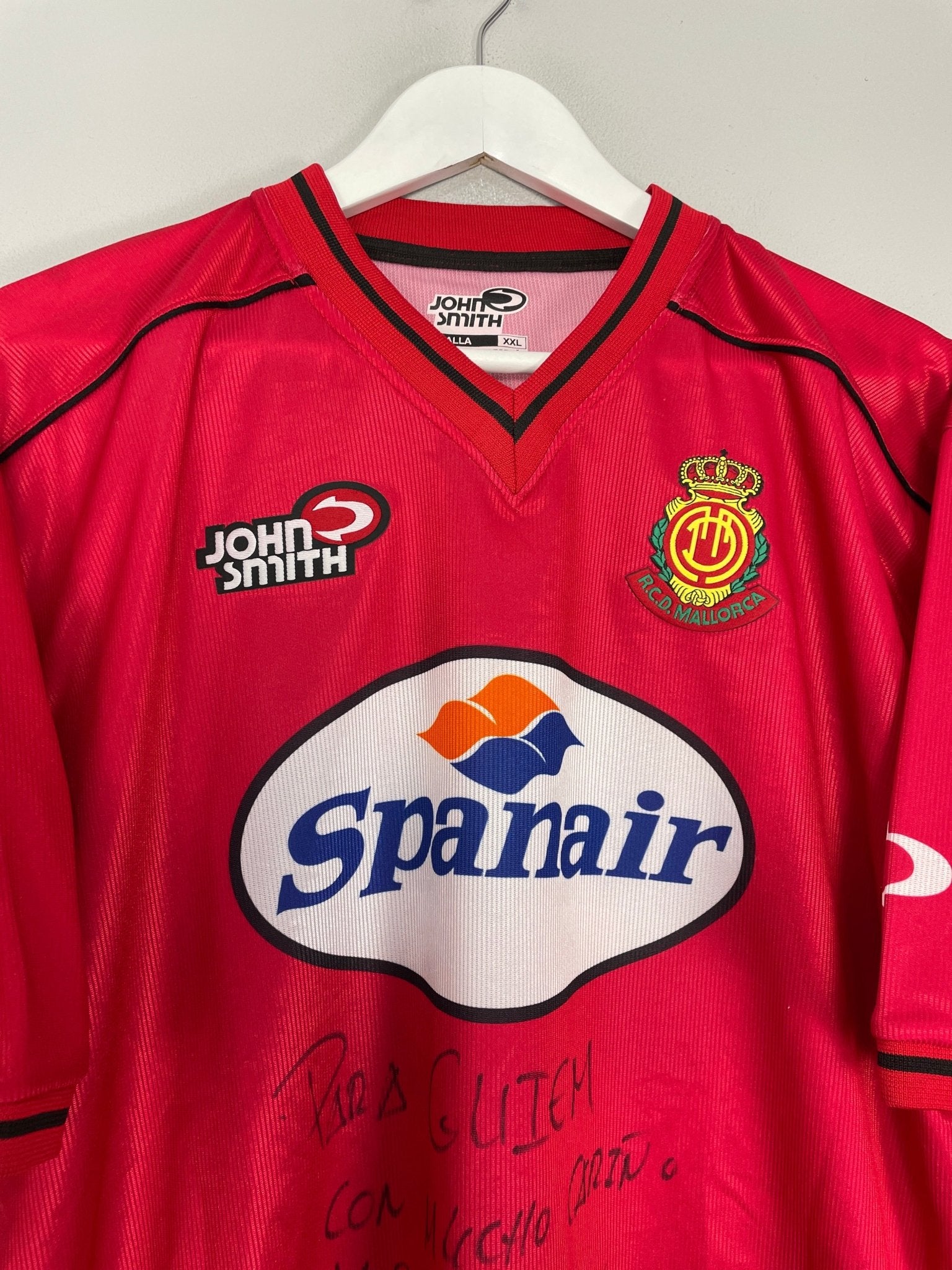 Shop 2000/01 REAL MALLORCA ENGONGA #23 *SIGNED* HOME SHIRT (XXL) JOHN SMITH, classic football shirts, vintage football shirts & retro soccer jerseys at Cult Kits