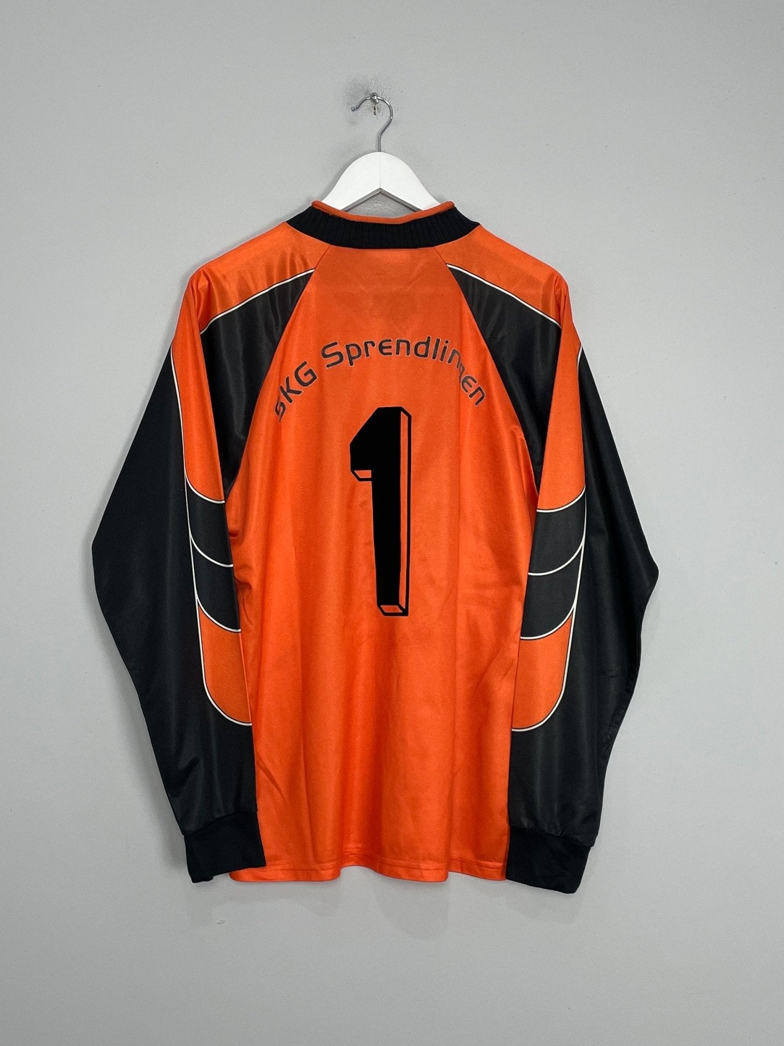 Shop 2000/01 SC HESSEN #1 GK SHIRT (S) UMBRO, classic football shirts, vintage football shirts & retro soccer jerseys at Cult Kits