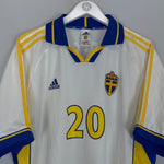 2000/01 SWEDEN LARSSON 7 AWAY SHIRT (XL) ADIDAS - Cult Kits - XL - Buy Vintage Football Shirts, Authentic Retro Football Shirts For Sale, Classic Football Shirts & Soccer Jersey