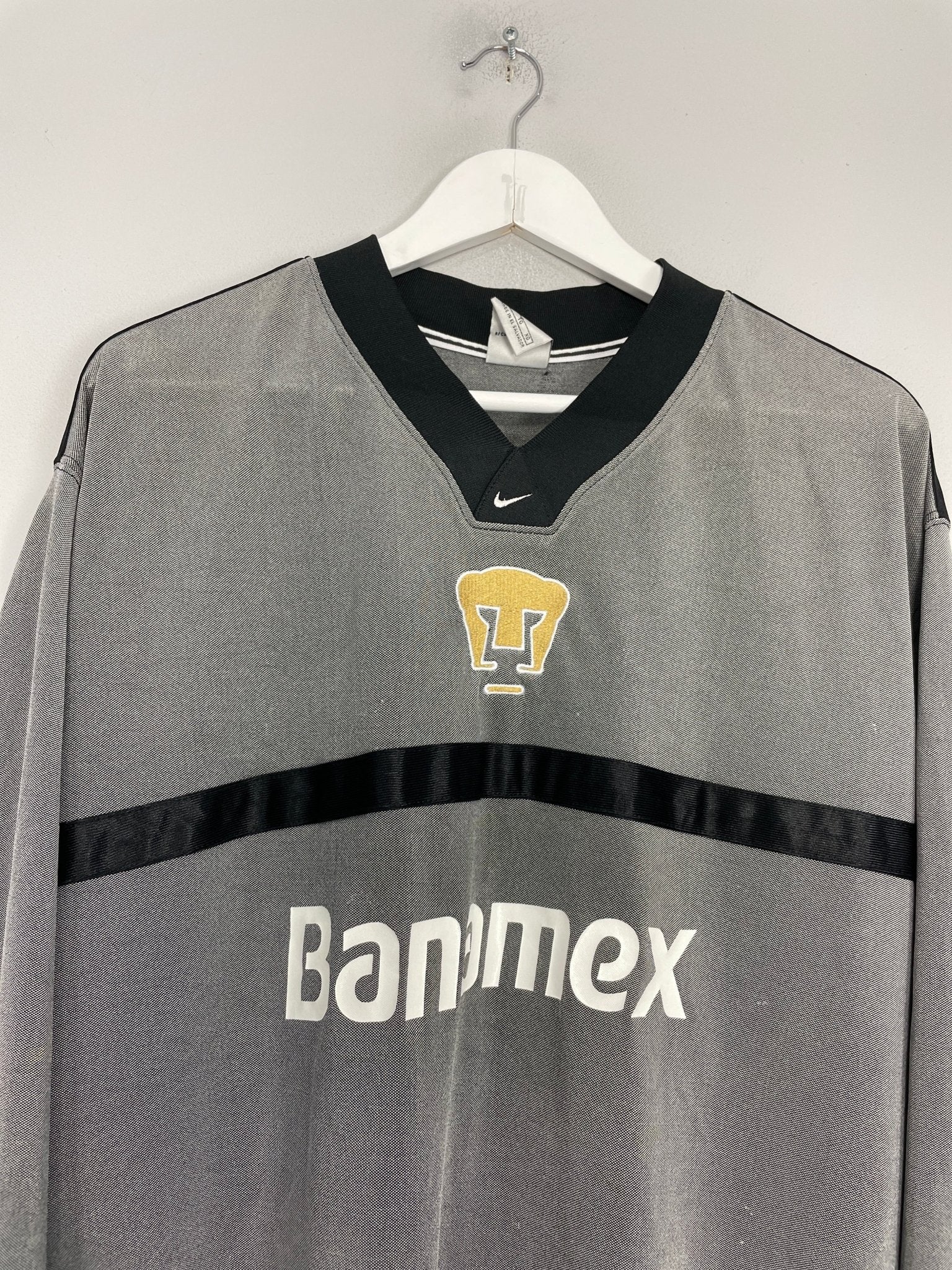 Shop 2000/01 UNAM PUMAS #27 GK SHIRT (XL) NIKE, classic football shirts, vintage football shirts & retro soccer jerseys at Cult Kits