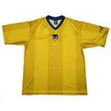 Buy 2000/01 UNAM Pumas Away Shirt (L) Nike ~ Free worldwide shipping available ~ Authentic Vintage Football Shirts from Cult Kits