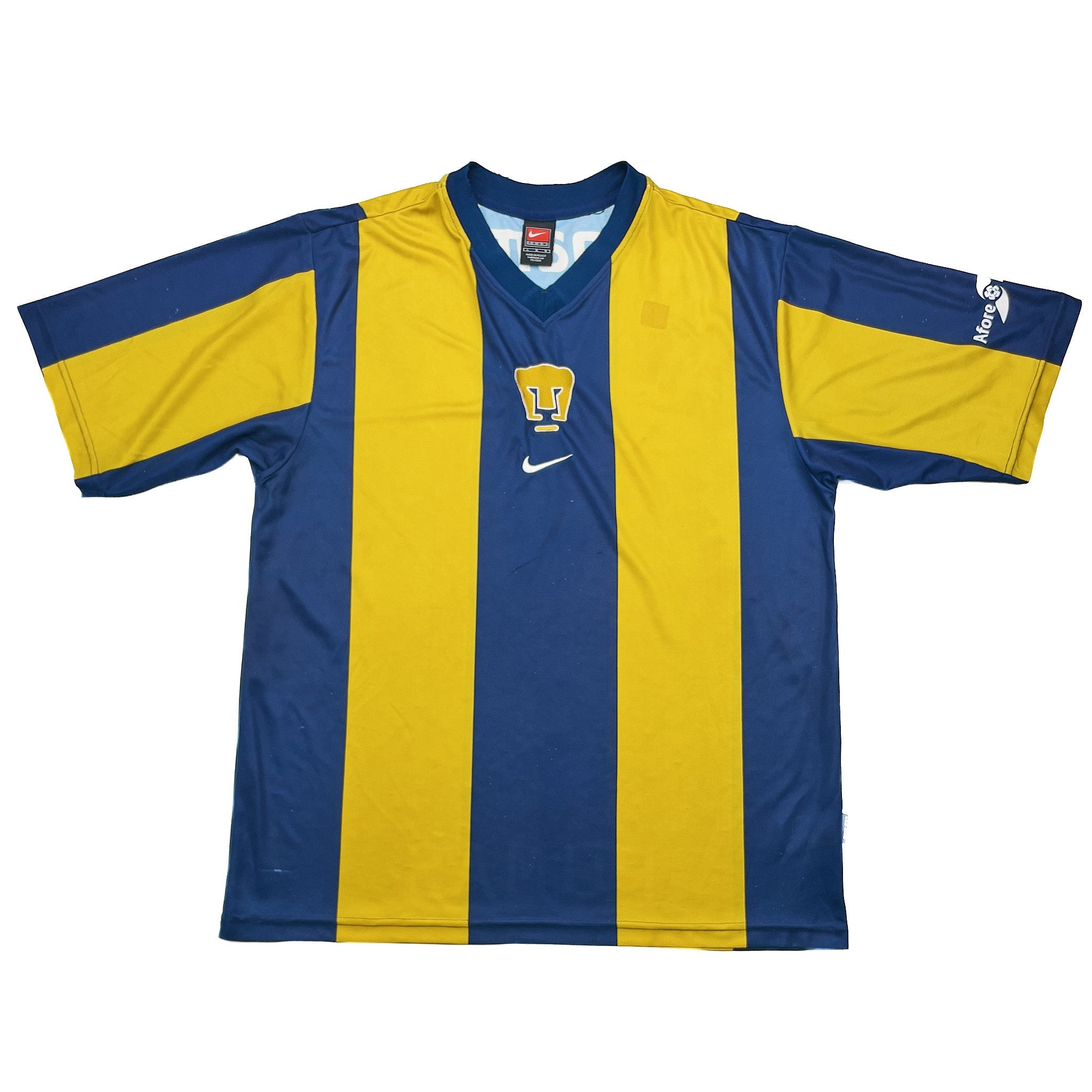 Buy 2000/01 UNAM Pumas Home Shirt (L) Nike ~ Free worldwide shipping available ~ Authentic Vintage Football Shirts from Cult Kits