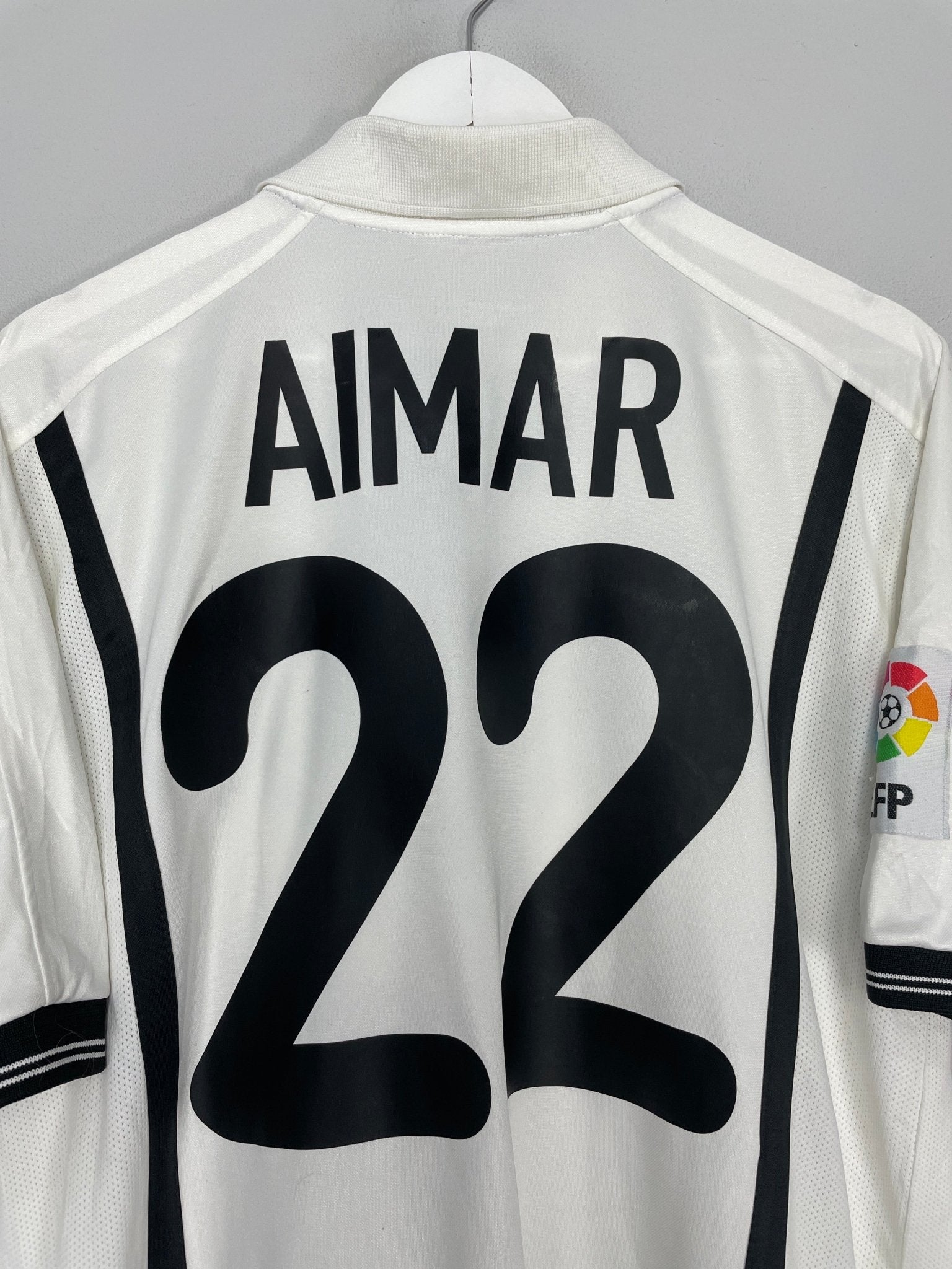 Shop 2000/01 VALENCIA AIMAR #22 HOME SHIRT (L) NIKE, classic football shirts, vintage football shirts & retro soccer jerseys at Cult Kits