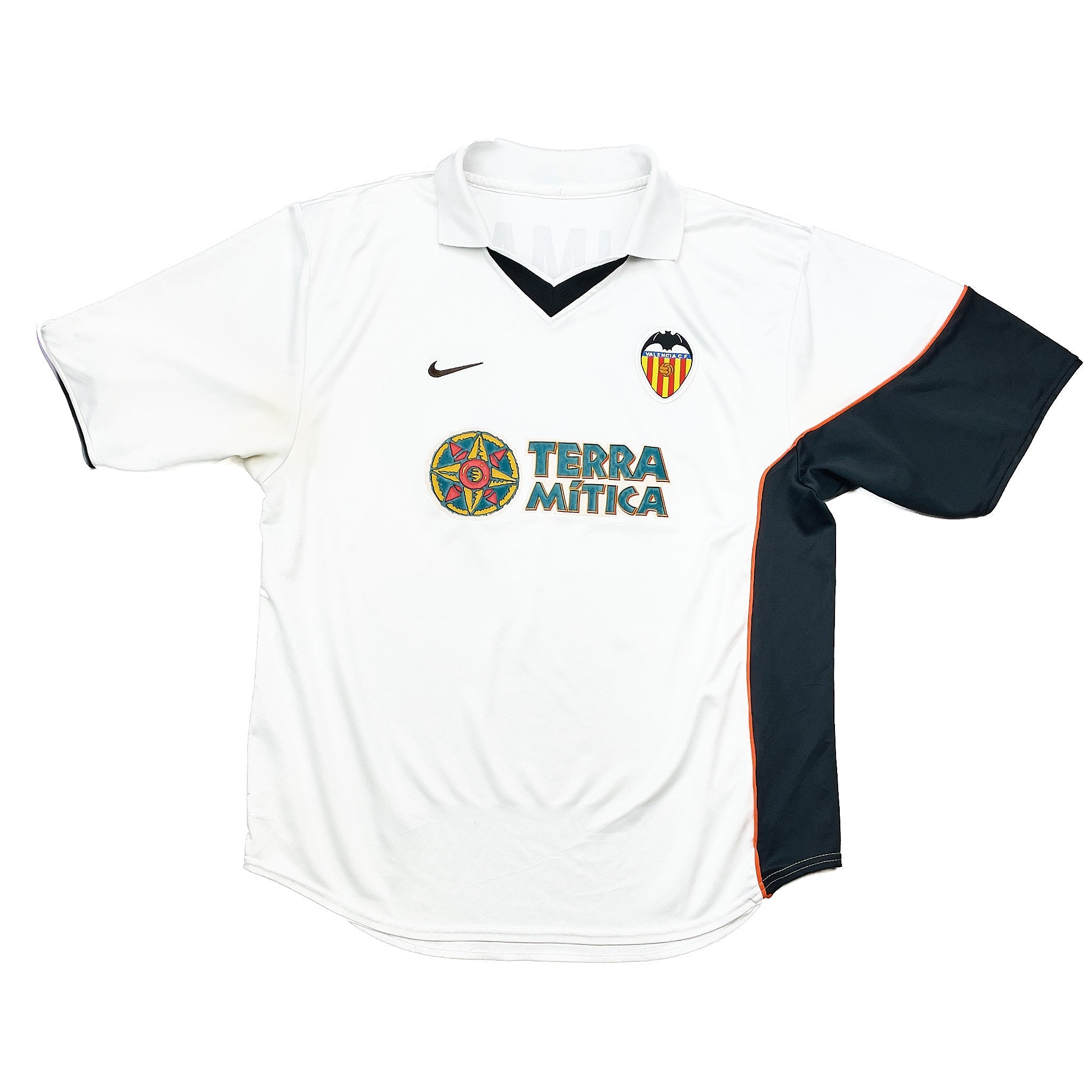Buy 2000/01 Valencia Aimar 22 Home Shirt (M) Nike ~ Free worldwide shipping ~ Authentic Vintage Football Shirts from Cult Kits