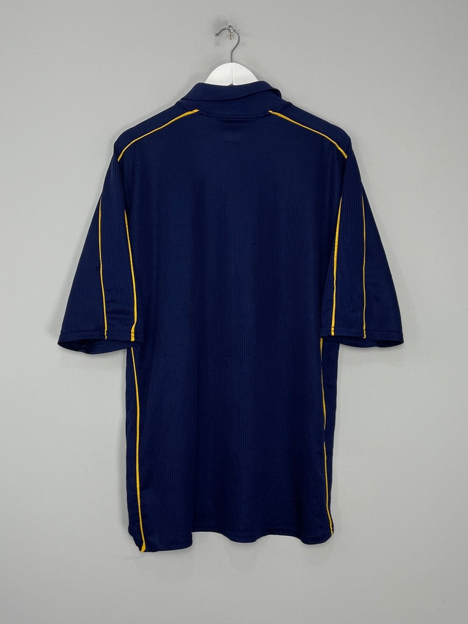 Shop 2000/01 WIMBLEDON HOME SHIRT (XL) PUMA, classic football shirts, vintage football shirts & retro soccer jerseys at Cult Kits