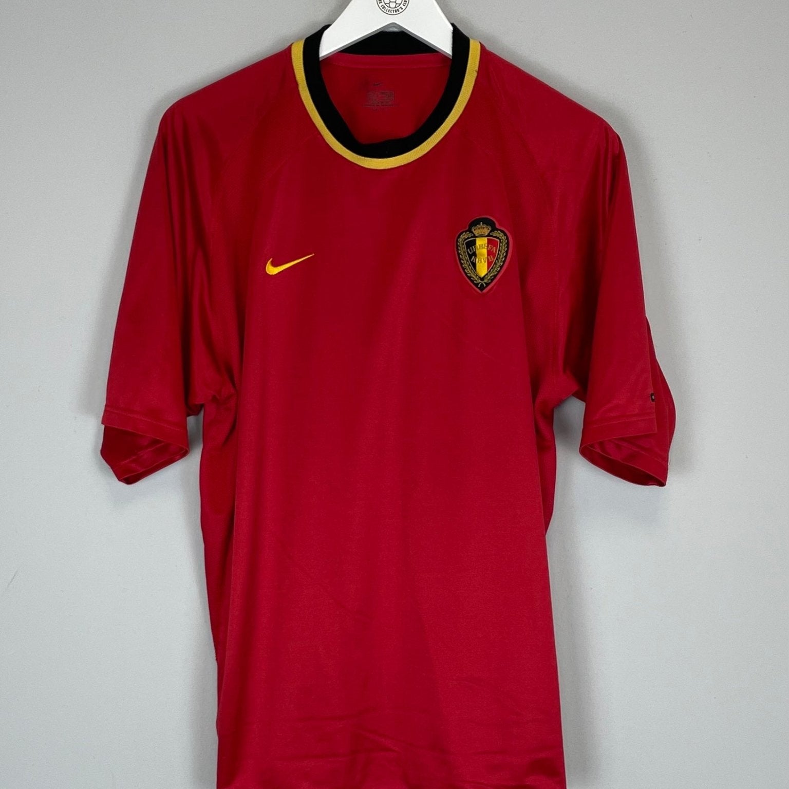 Shop 2000/02 BELGIUM HOME SHIRT (L) NIKE, classic football shirts, vintage football shirts & retro soccer jerseys at Cult Kits