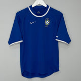 Shop 2000/02 BRAZIL AWAY SHIRT (XS) NIKE, classic football shirts, vintage football shirts & retro soccer jerseys at Cult Kits