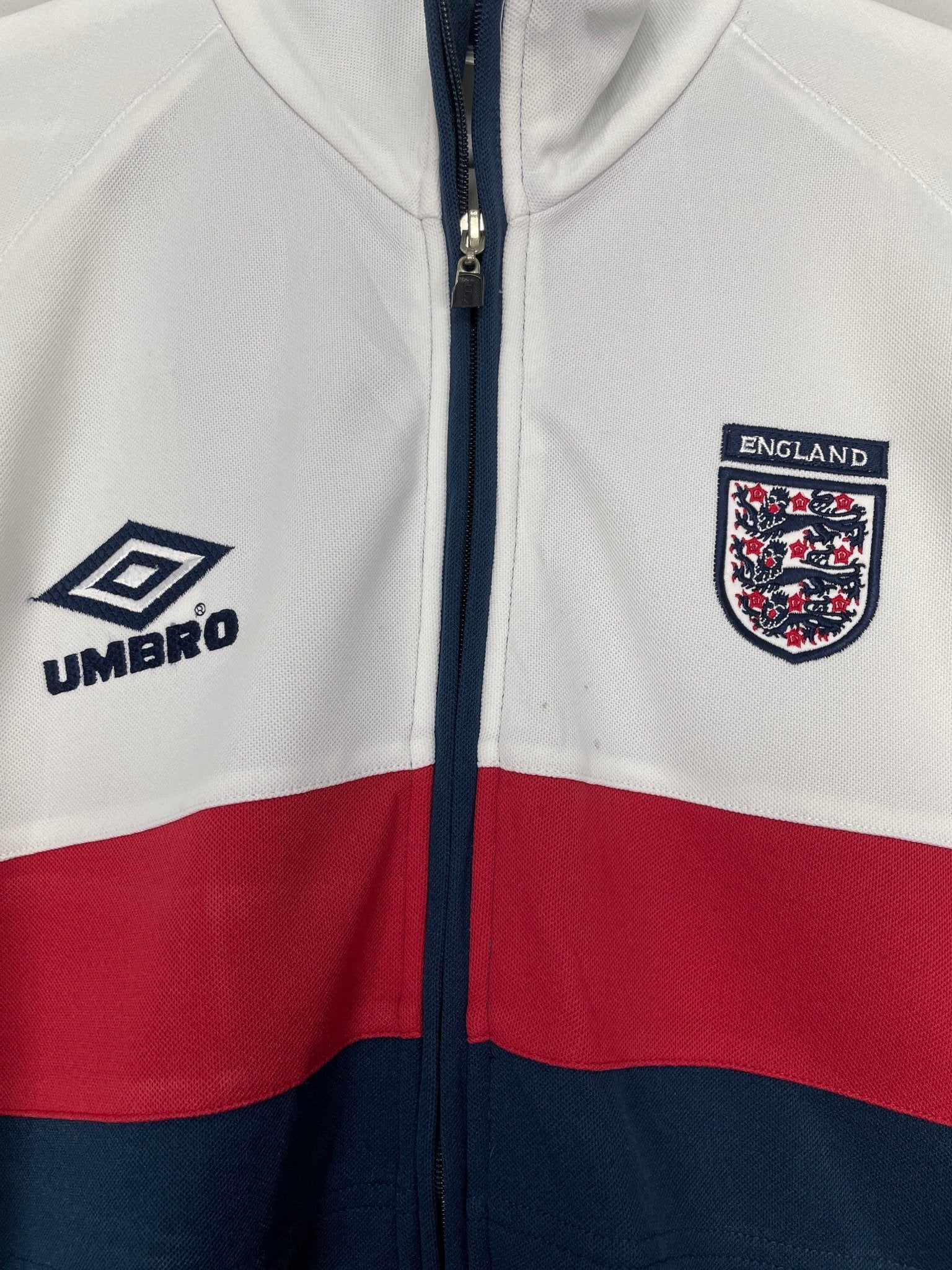 Shop 2000/02 ENGLAND TRACK JACKET (L) UMBRO, classic football shirts, vintage football shirts & retro soccer jerseys at Cult Kits