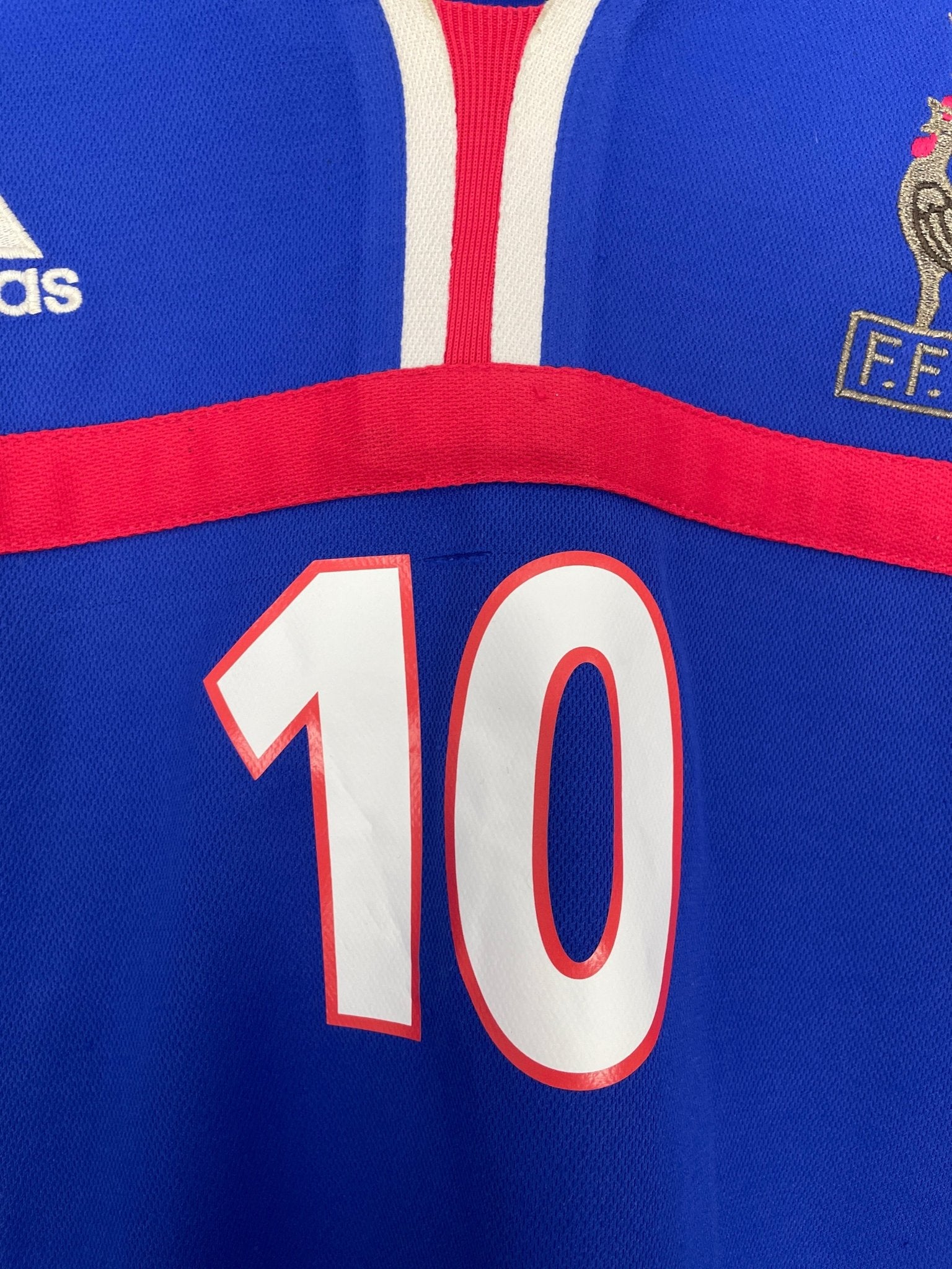 Shop 2000/02 FRANCE ZIDANE #10 HOME SHIRT (XL) ADIDAS, classic football shirts, vintage football shirts & retro soccer jerseys at Cult Kits