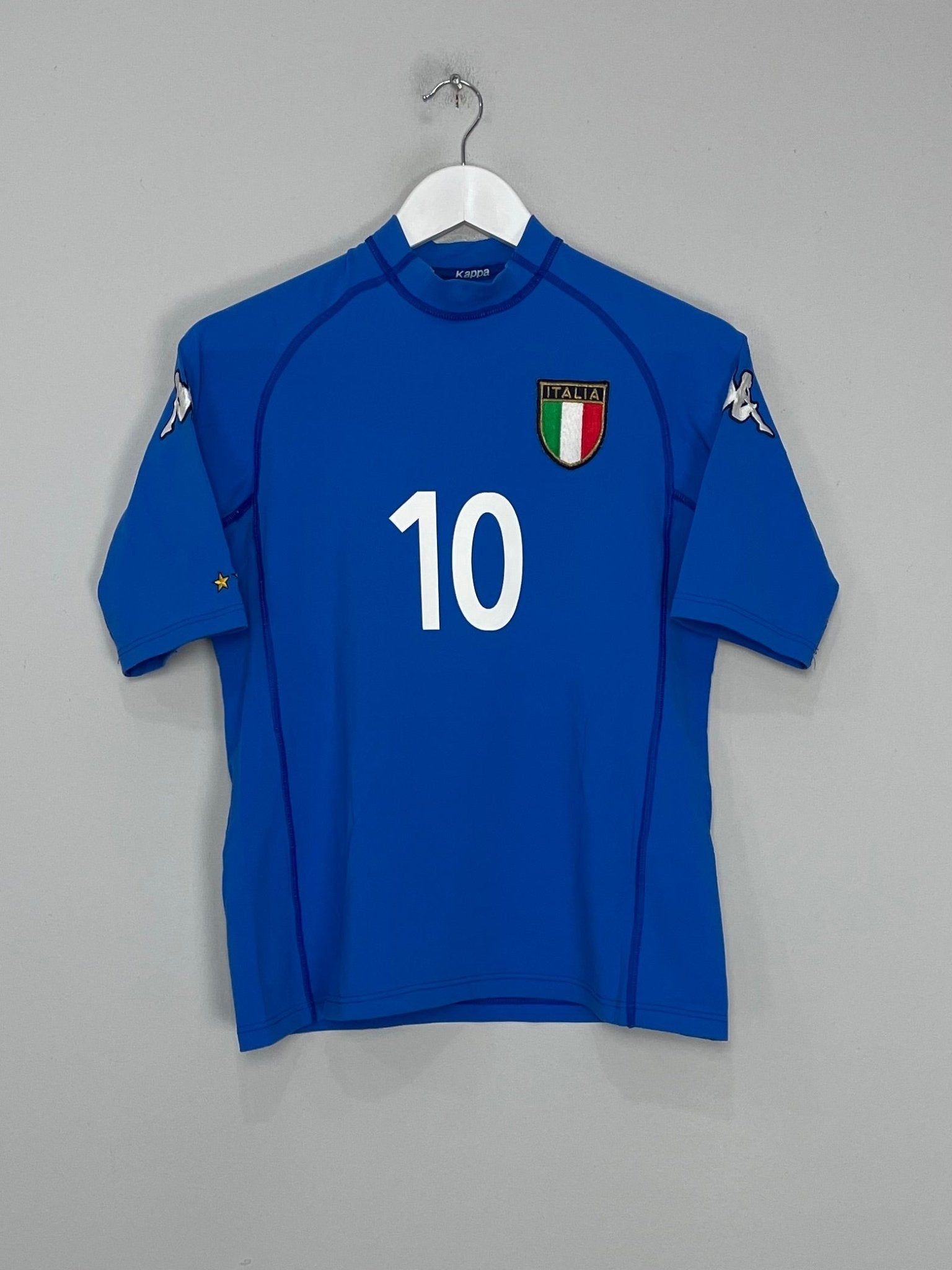Shop 2000/02 ITALY TOTTI #10 HOME SHIRT (S) KAPPA, classic football shirts, vintage football shirts & retro soccer jerseys at Cult Kits