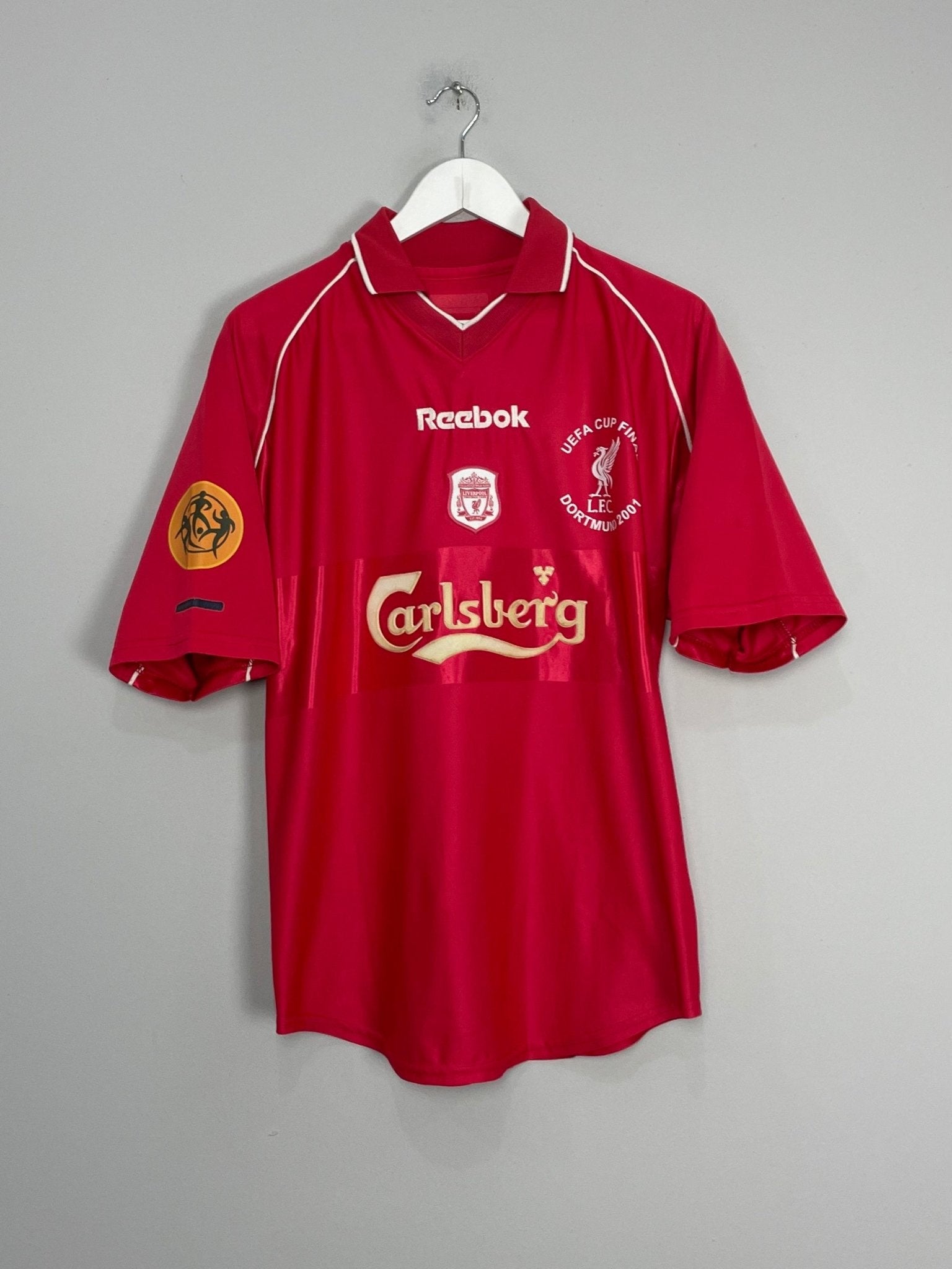 Shop 2000/02 LIVERPOOL OWEN #10 HOME SHIRT (M) REEBOK, classic football shirts, vintage football shirts & retro soccer jerseys at Cult Kits