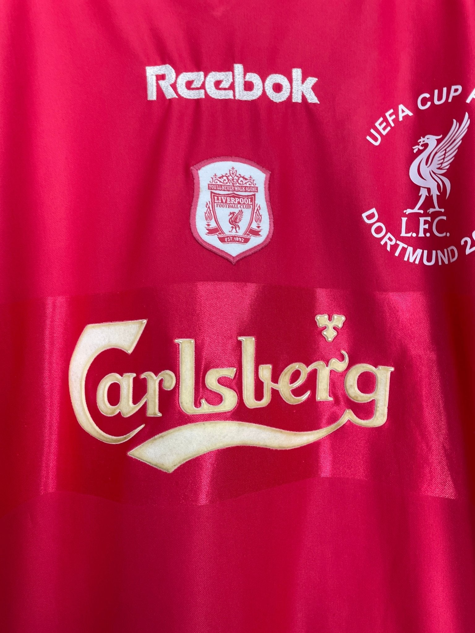 Shop 2000/02 LIVERPOOL OWEN #10 HOME SHIRT (M) REEBOK, classic football shirts, vintage football shirts & retro soccer jerseys at Cult Kits