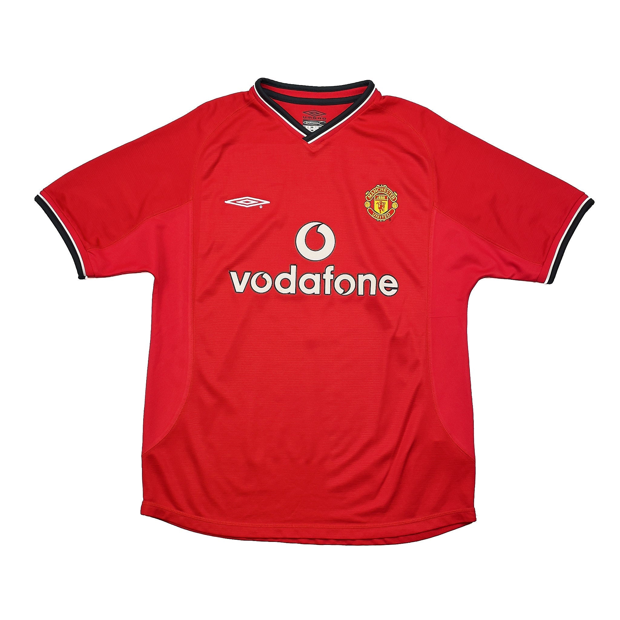 Buy 2000/02 Manchester United Beckham 7 Home Shirt (M) Umbro ~ Free worldwide shipping ~ Authentic Vintage Football Shirts from Cult Kits